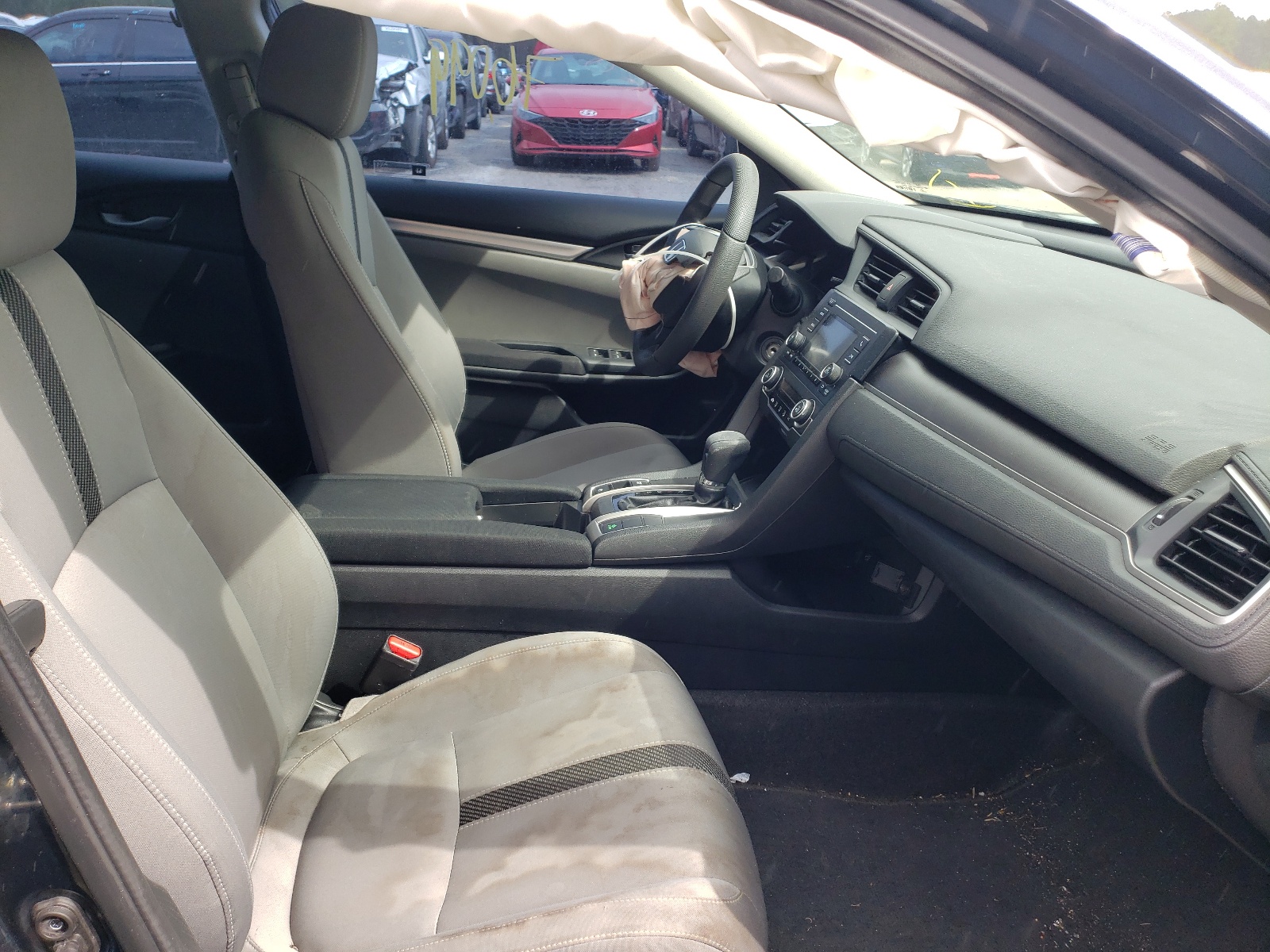 Photo 5 from auction – 2017 HONDA CIVIC LX with VIN 19XFC2F58HE048834