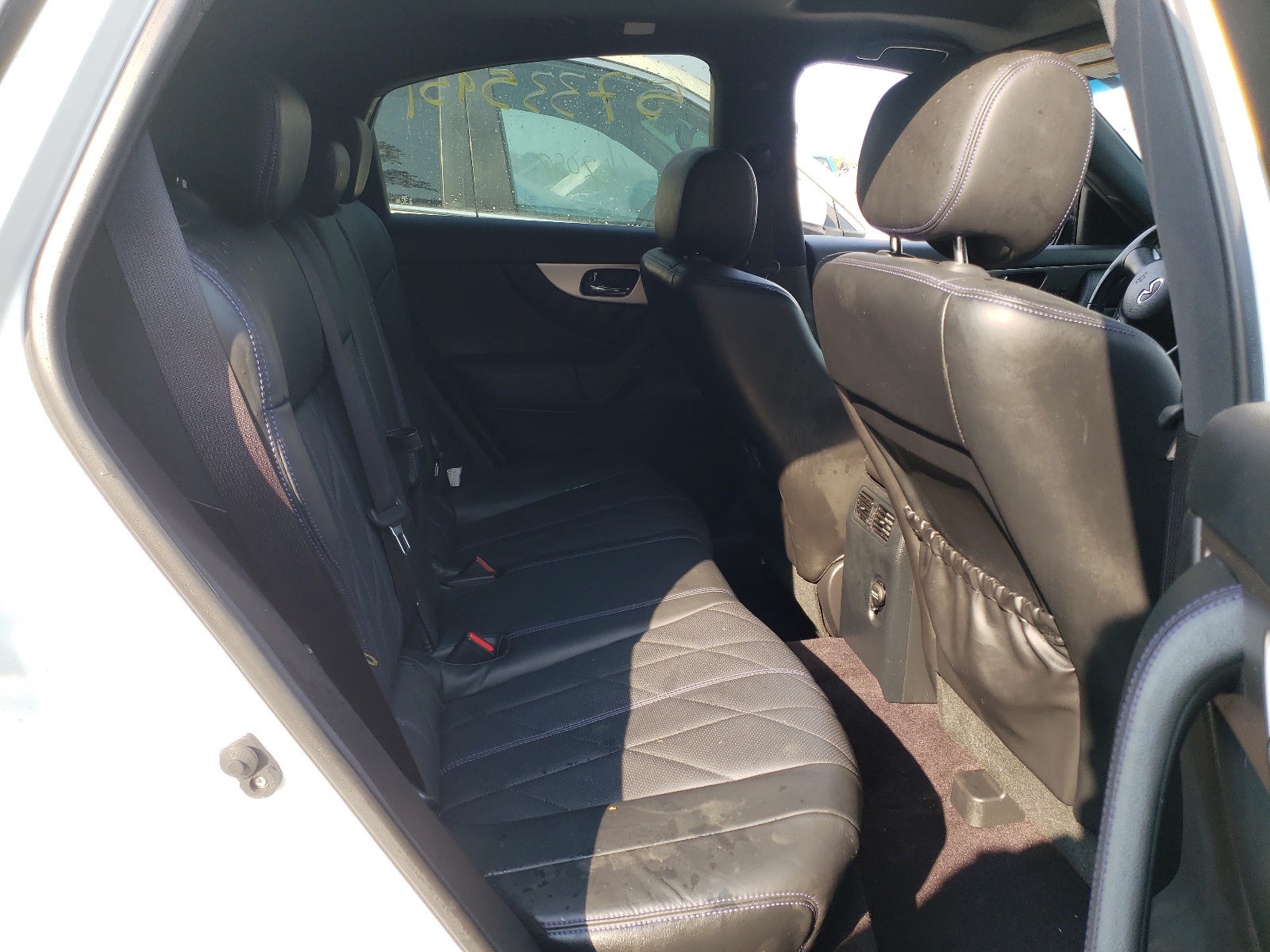 Photo 6 from auction – 2017 INFINITI QX70 with VIN JN8CS1MW6HM412041