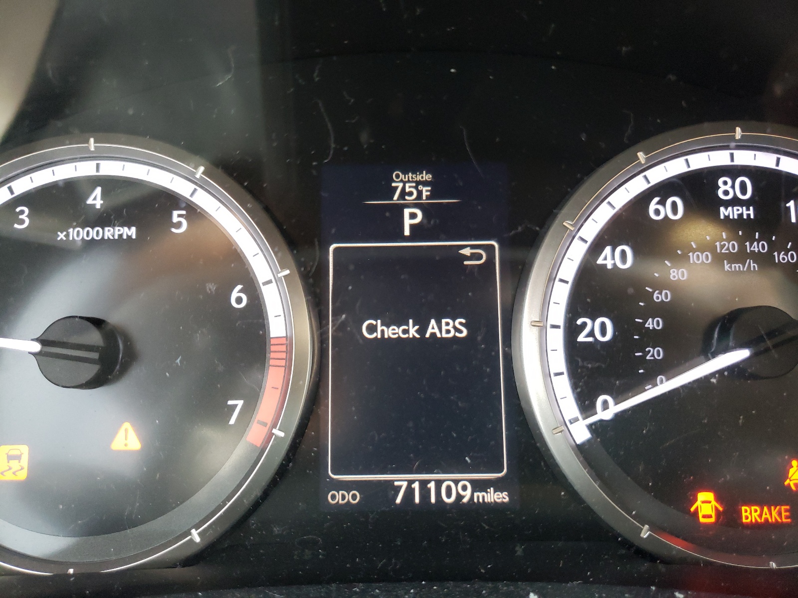Photo 8 from auction – 2015 LEXUS RC 350 with VIN JTHSE5BC9F5000460