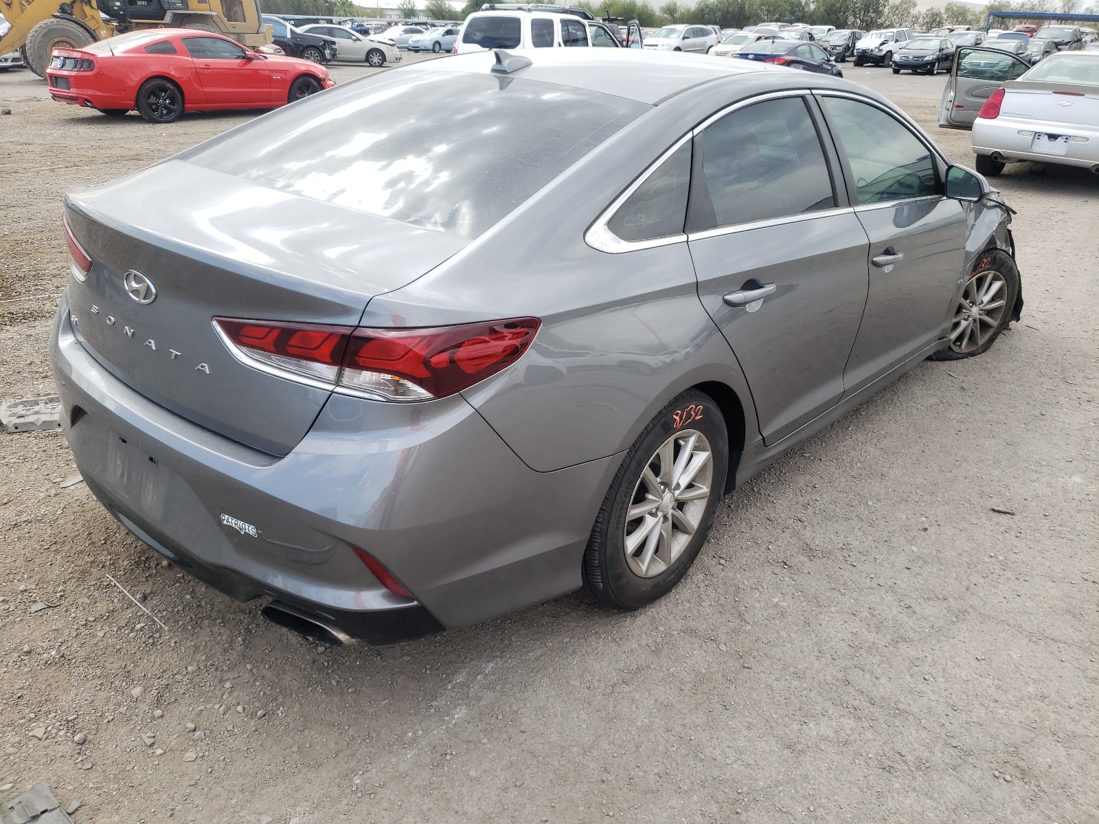 Photo 4 from auction – 2019 HYUNDAI SONATA SE with VIN 5NPE24AF8KH733901