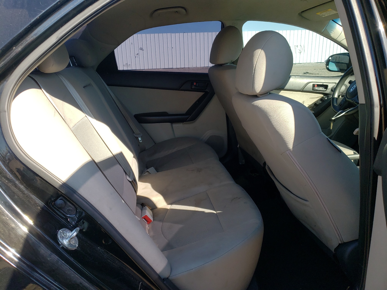 Photo 6 from auction – 2010 KIA FORTE EX with VIN KNAFU4A25A5298911