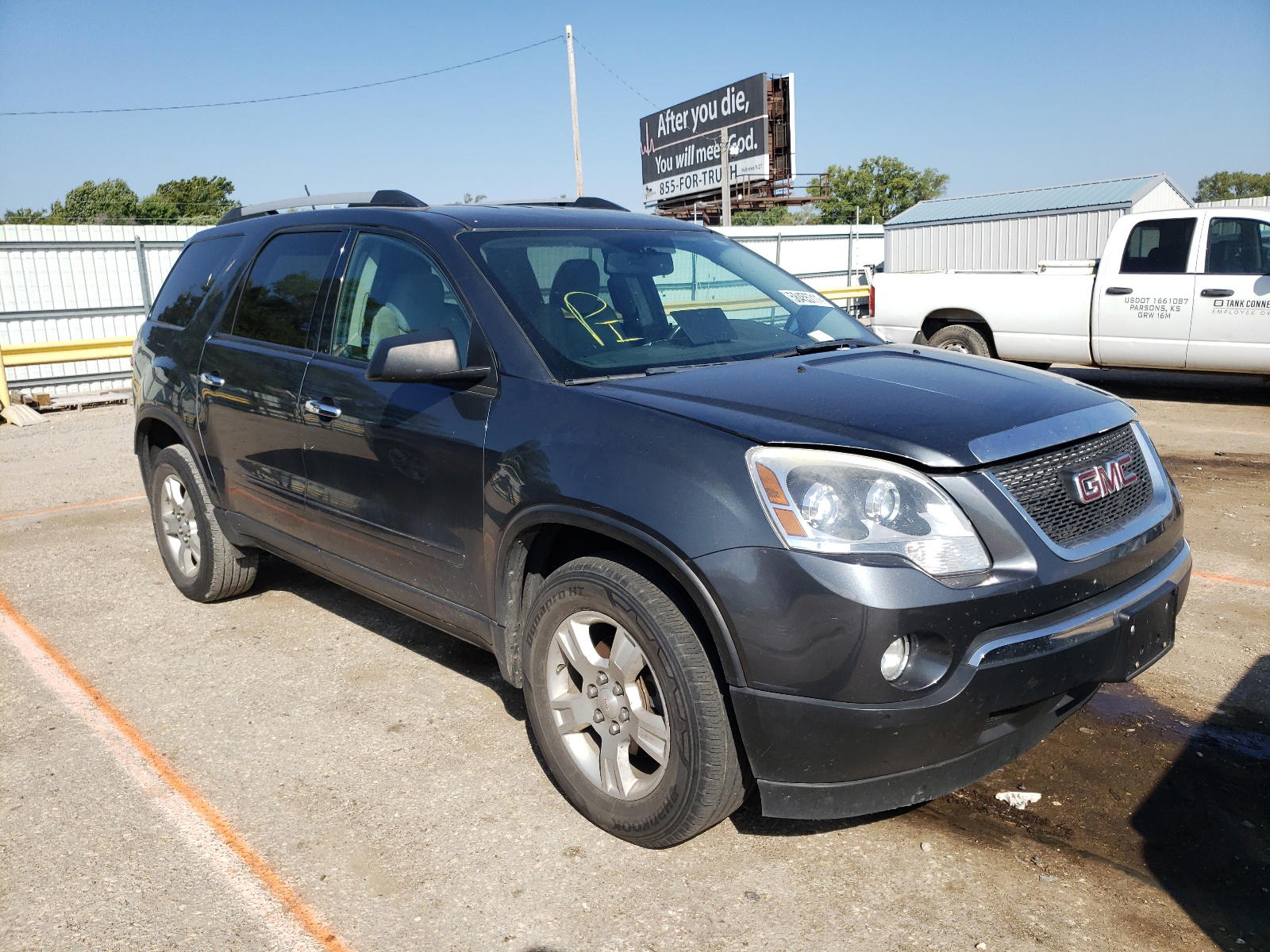 GMC ACADIA SLE 2011 with VIN 1GKKRPED0BJ199507 - Photo from auction