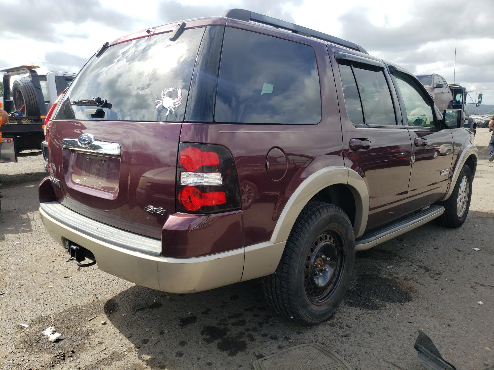 Photo 4 from auction – 2008 FORD EXPLORER E with VIN 1FMEU74E28UA87134
