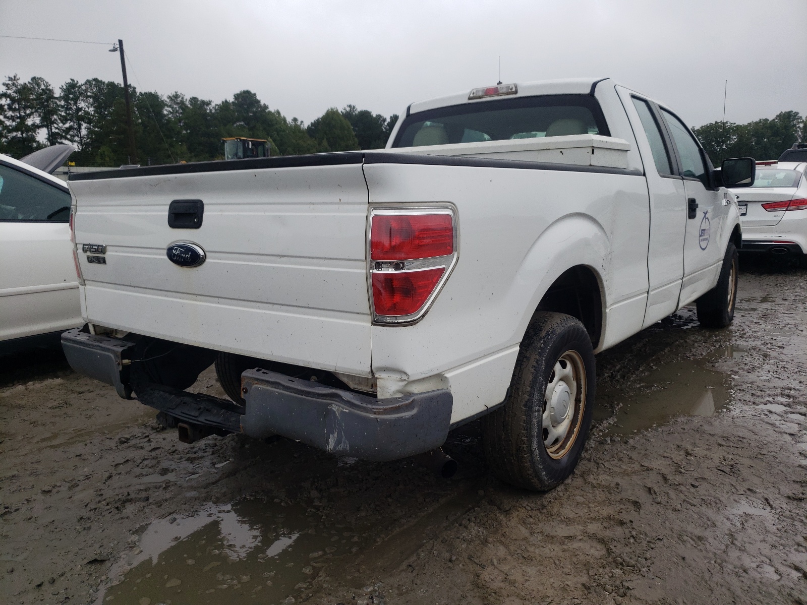 Photo 4 from auction – 2010 FORD F150 SUPER with VIN 1FTEX1CW8AFC63388