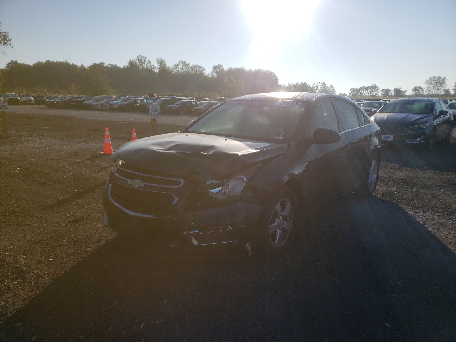Photo 2 from auction – 2015 CHEVROLET CRUZE LT with VIN 1G1PC5SB6F7202965
