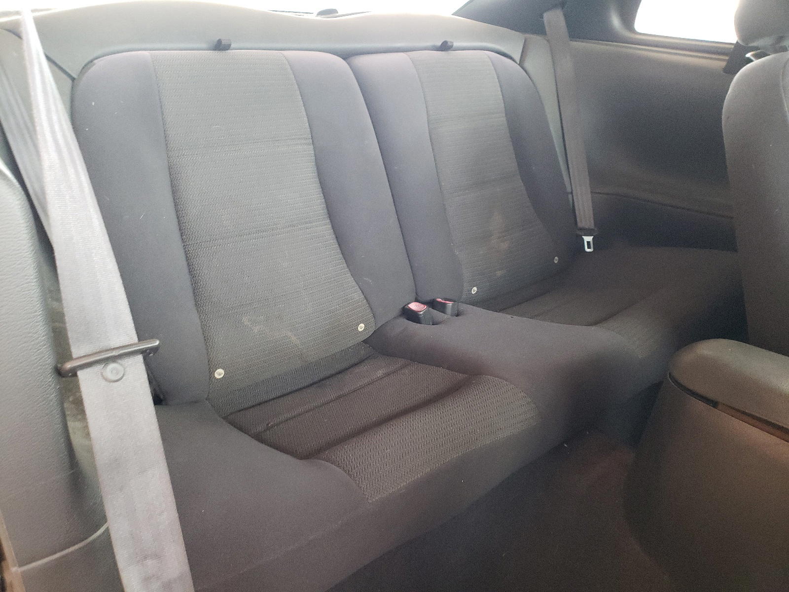 Photo 6 from auction – 2004 FORD MUSTANG with VIN 1FAFP40604F176914