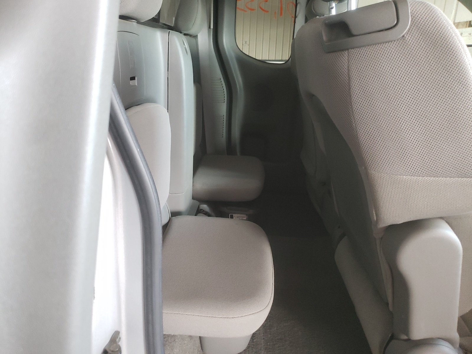 Photo 6 from auction – 2009 NISSAN FRONTIER K with VIN 1N6BD06T99C403823