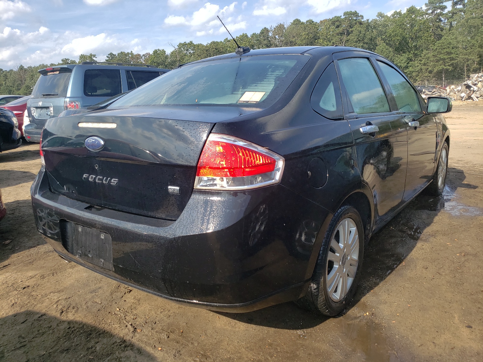 Photo 4 from auction – 2008 FORD FOCUS SE with VIN 1FAHP35N38W236032