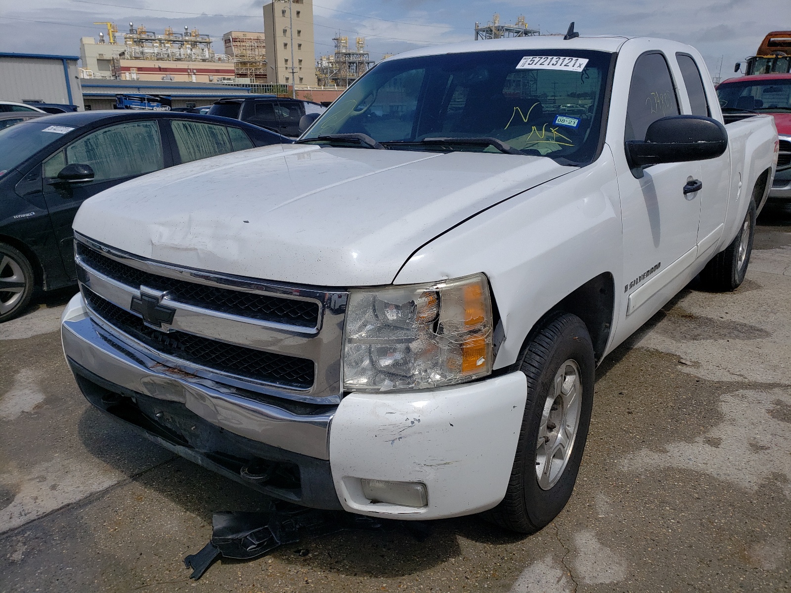 Photo 2 from auction – 2007 CHEVROLET SILVERADO with VIN 1GCEK19J27Z505187