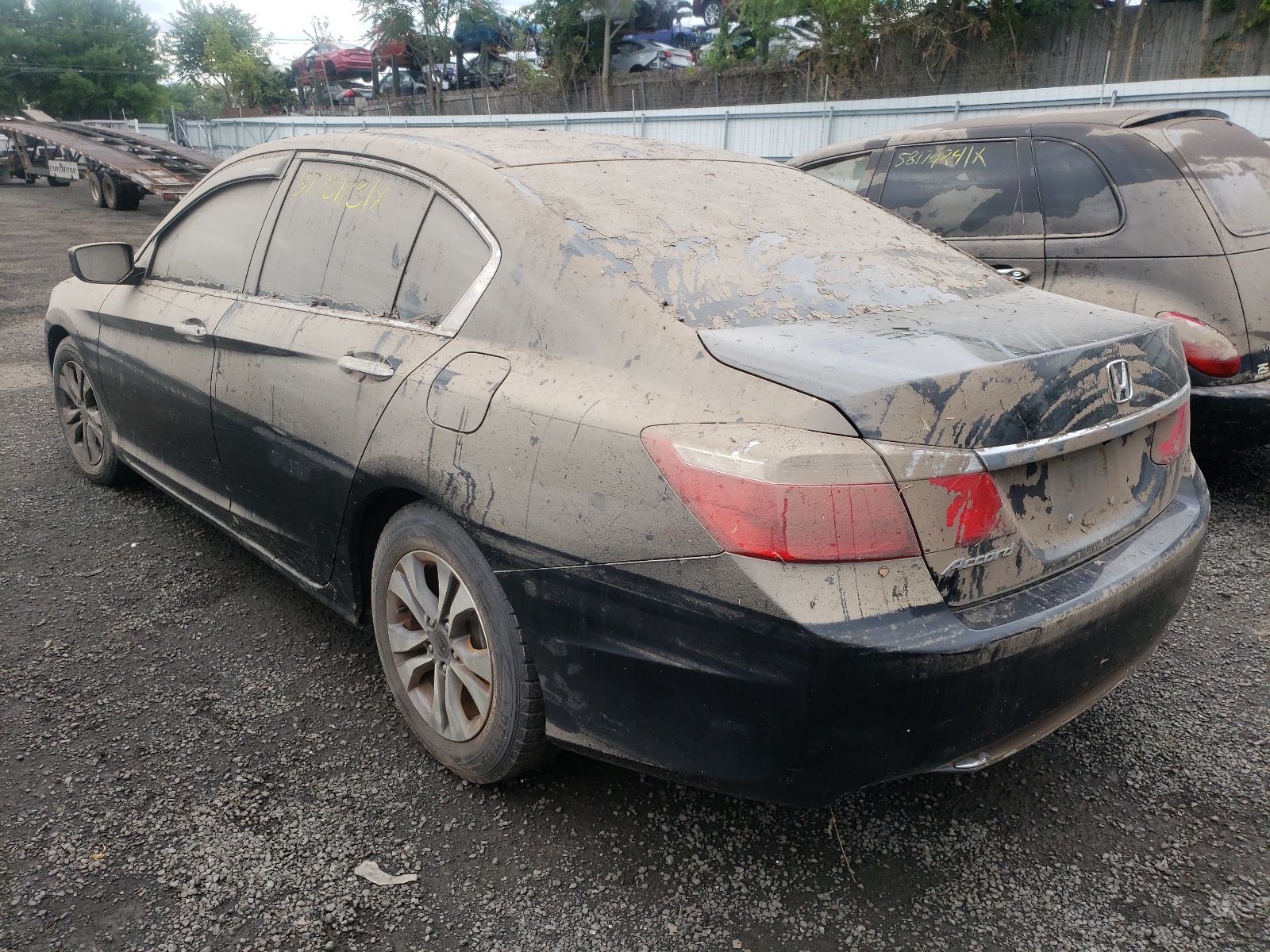 Photo 3 from auction – 2015 HONDA ACCORD LX with VIN 1HGCR2F33FA088563