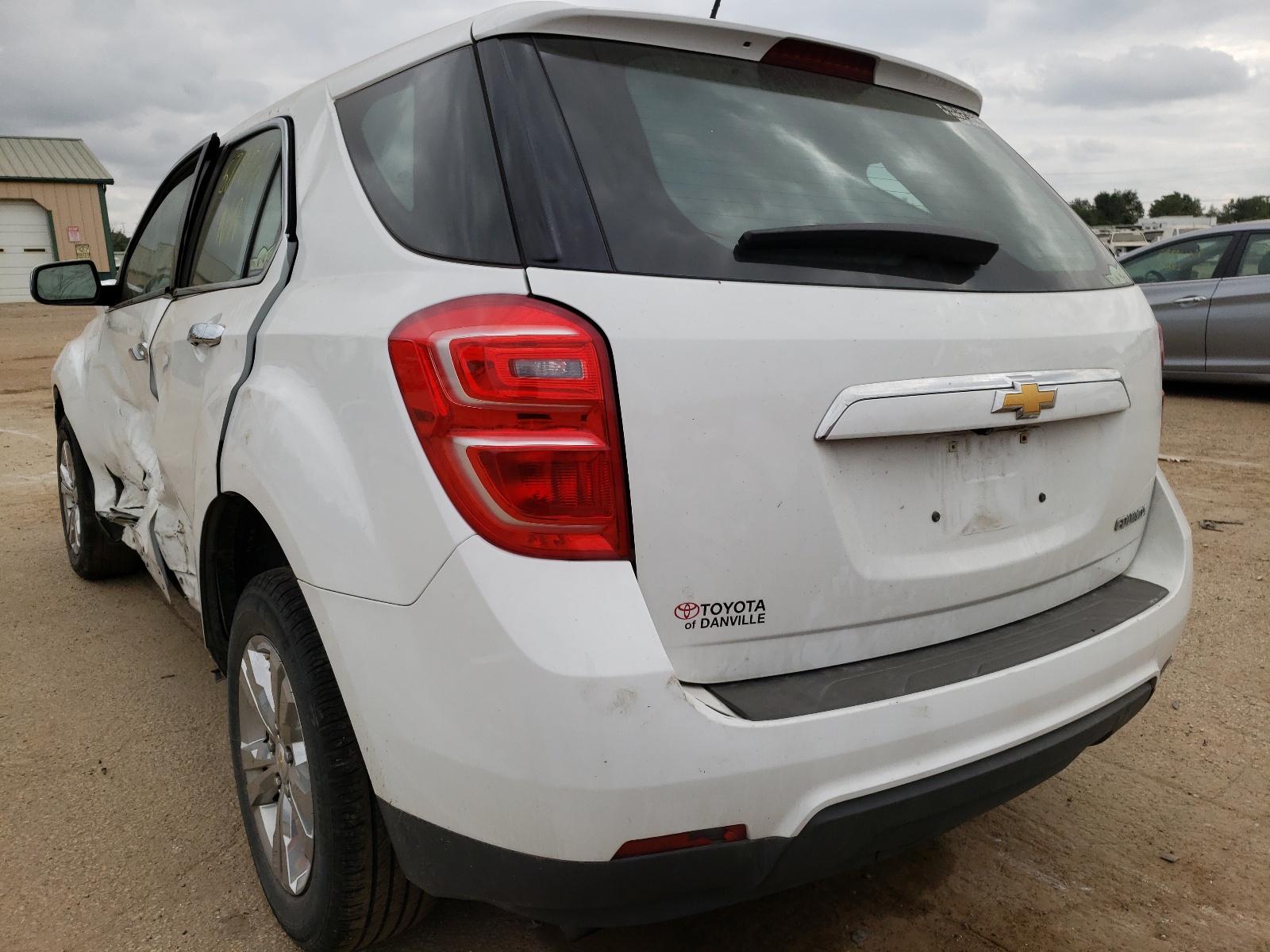 Photo 3 from auction – 2016 CHEVROLET EQUINOX LS with VIN 2GNALBEK2G1135231