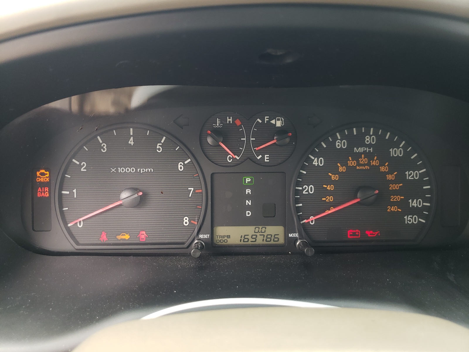 Photo 8 from auction – 2004 HYUNDAI SONATA with VIN KMHWF35H34A074579