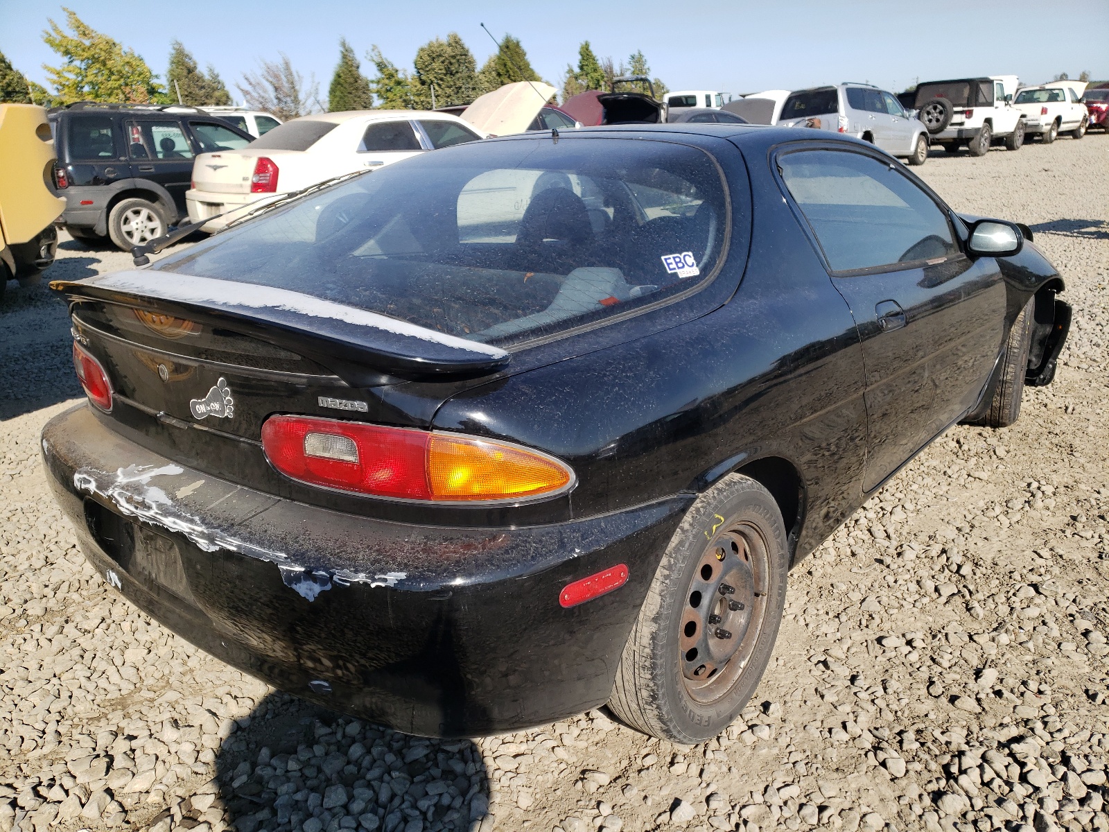 Photo 4 from auction – 1992 MAZDA MX-3 GS with VIN JM1EC4326N0117381