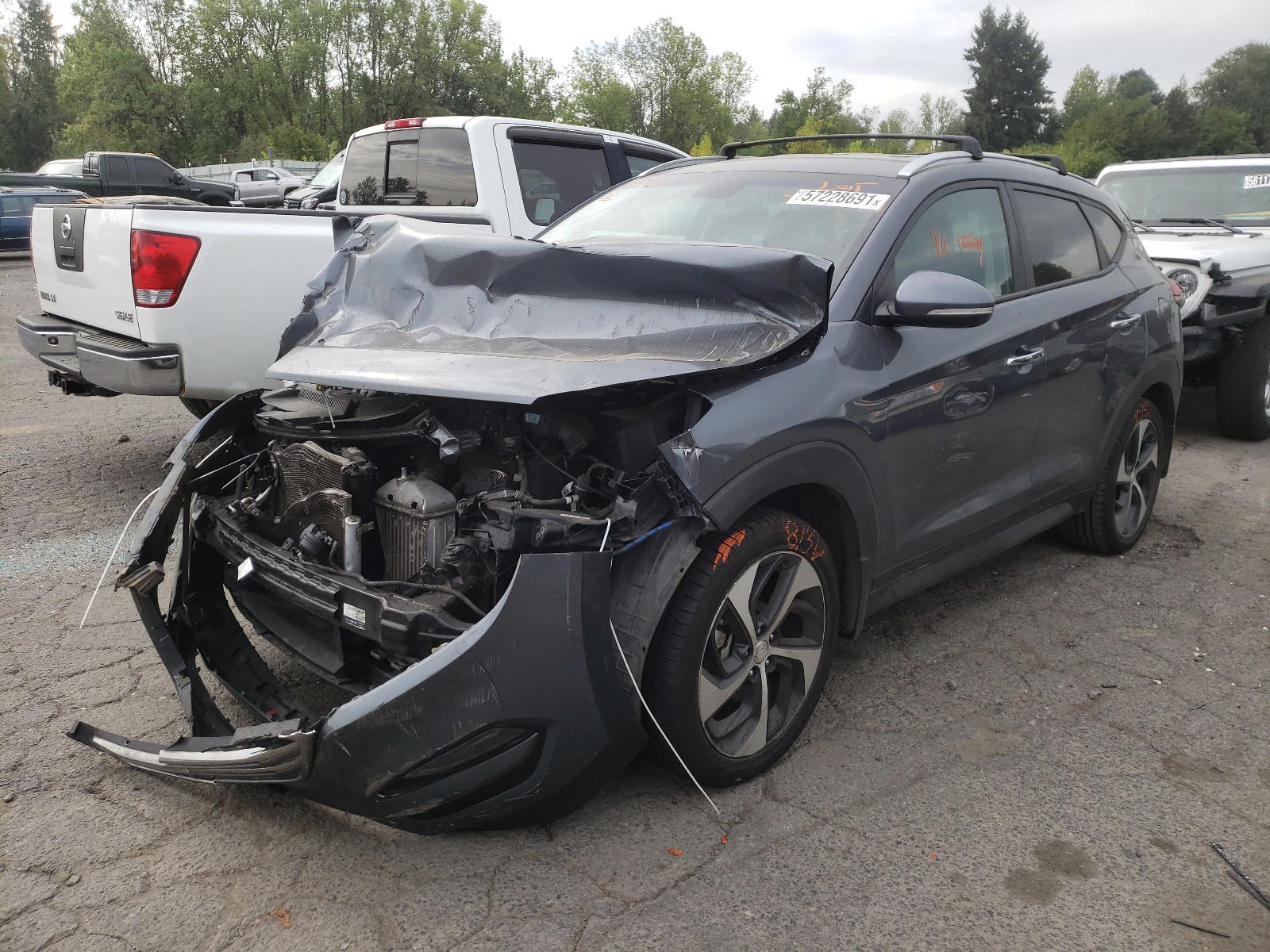 Photo 2 from auction – 2016 HYUNDAI TUCSON LIM with VIN KM8J3CA21GU203524