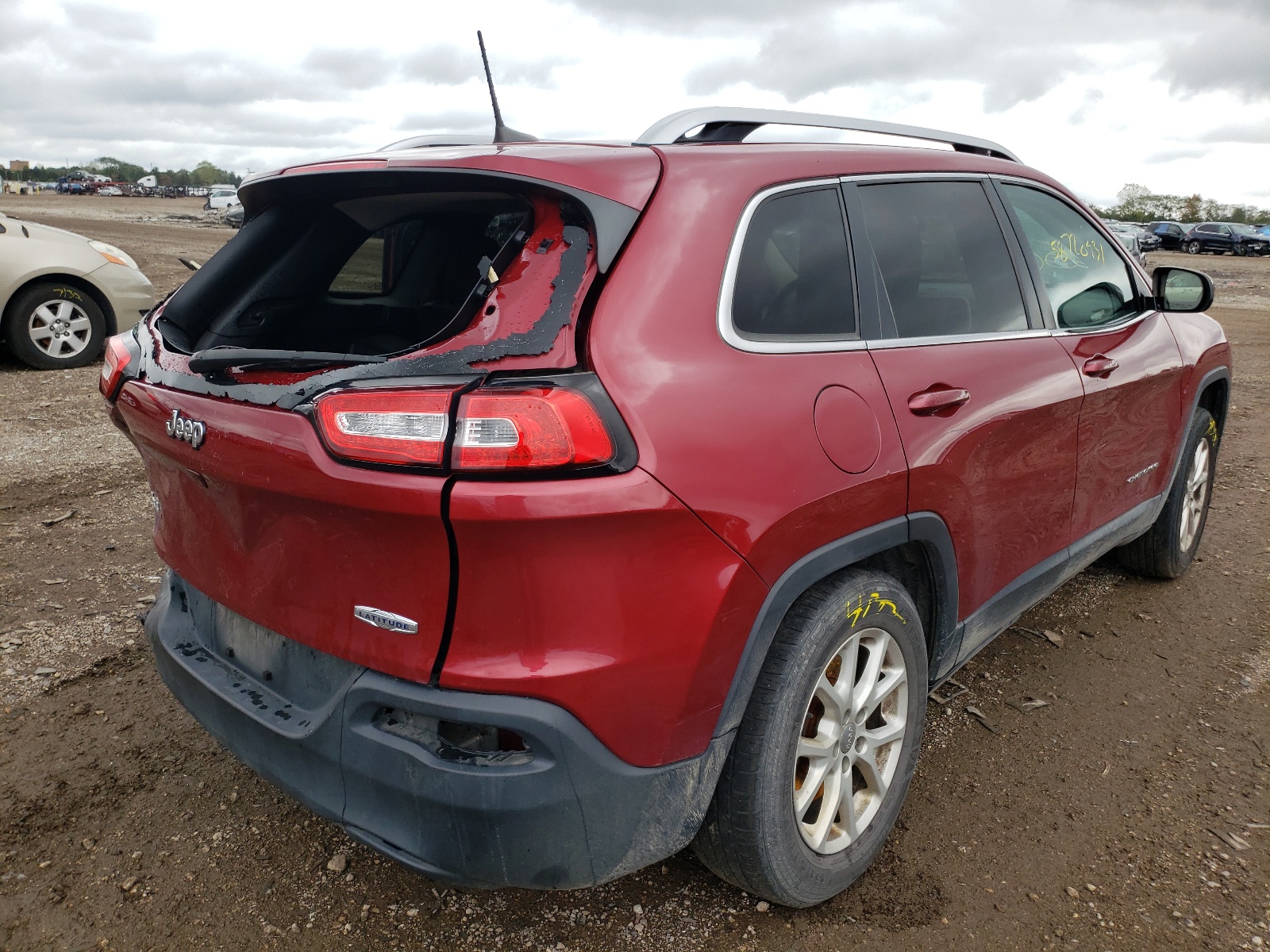 Photo 4 from auction – 2016 JEEP CHEROKEE L with VIN 1C4PJMCB5GW163489