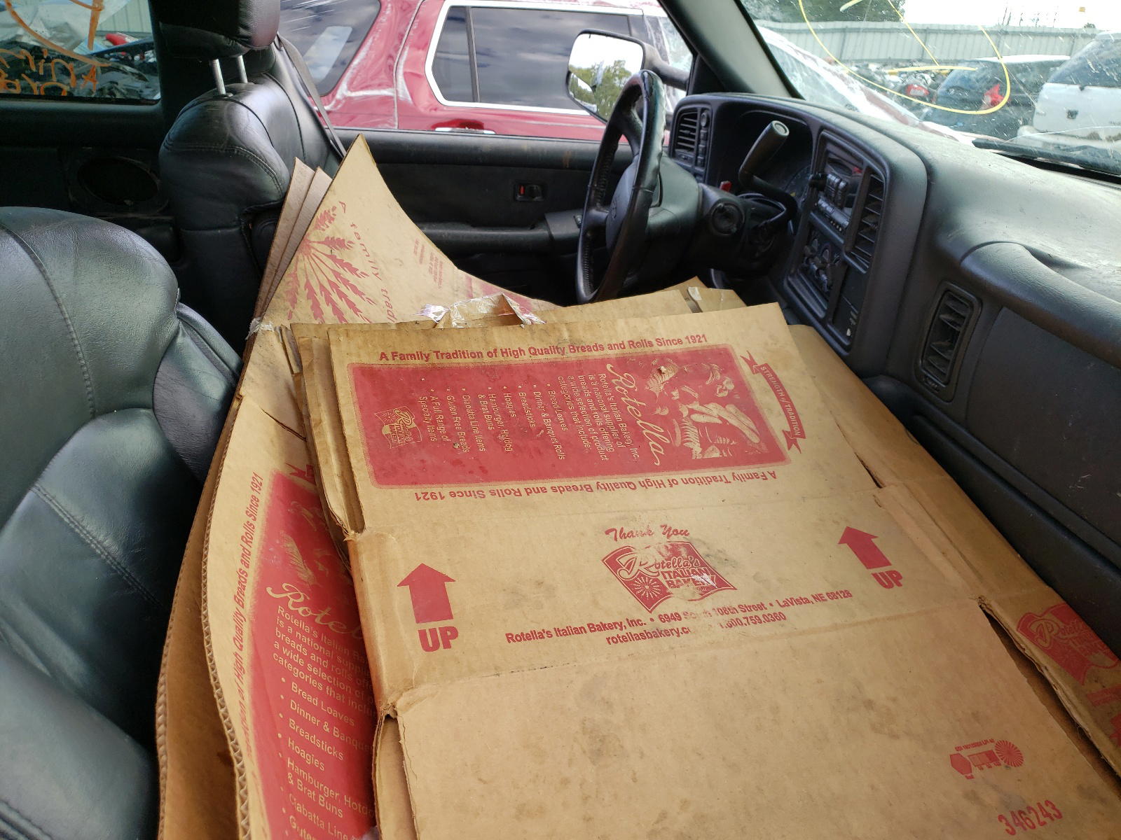 Photo 5 from auction – 2000 CHEVROLET SILVERADO with VIN 2GCEK19T3Y1272710
