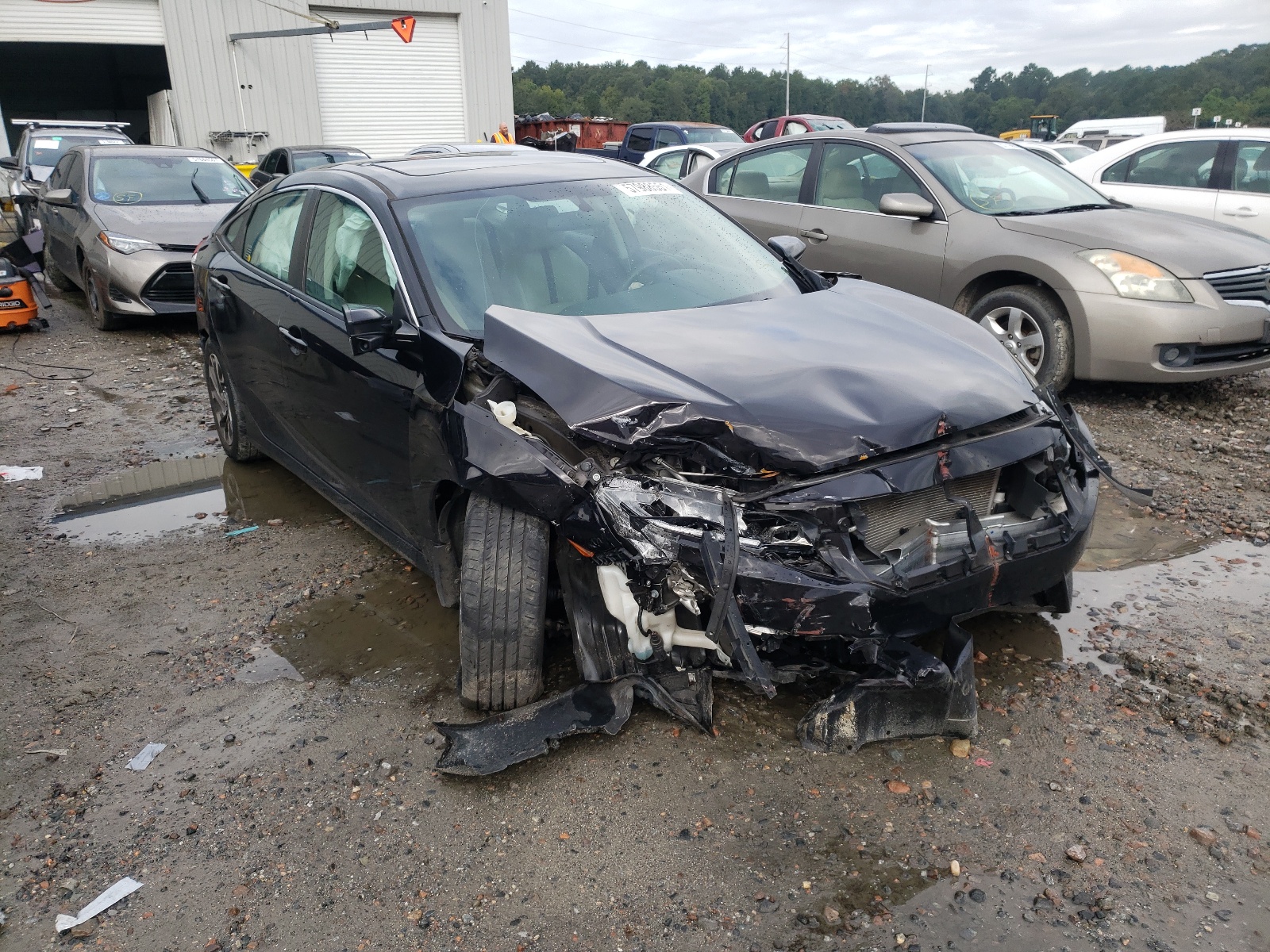 صورة رقم 1 من المزاد - 2016 HONDA CIVIC EX مع VIN 19XFC2F73GE086374