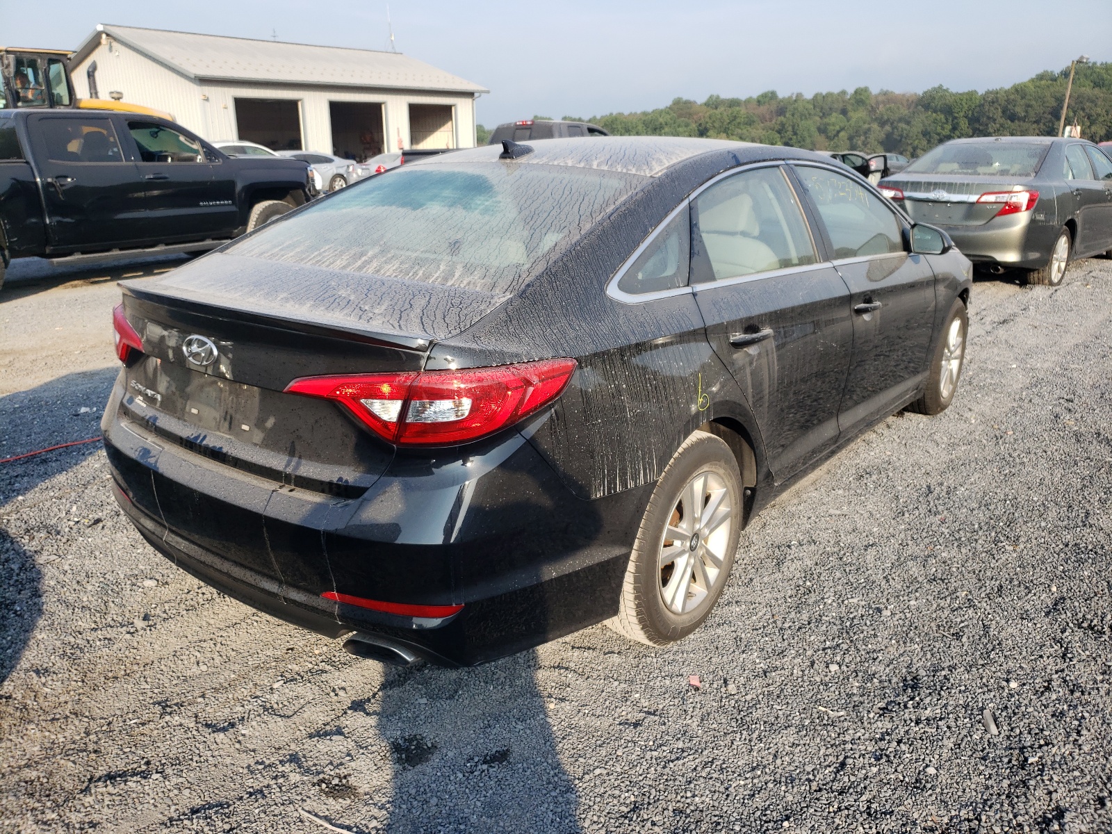 Photo 4 from auction – 2016 HYUNDAI SONATA SE with VIN 5NPE24AF2GH351497