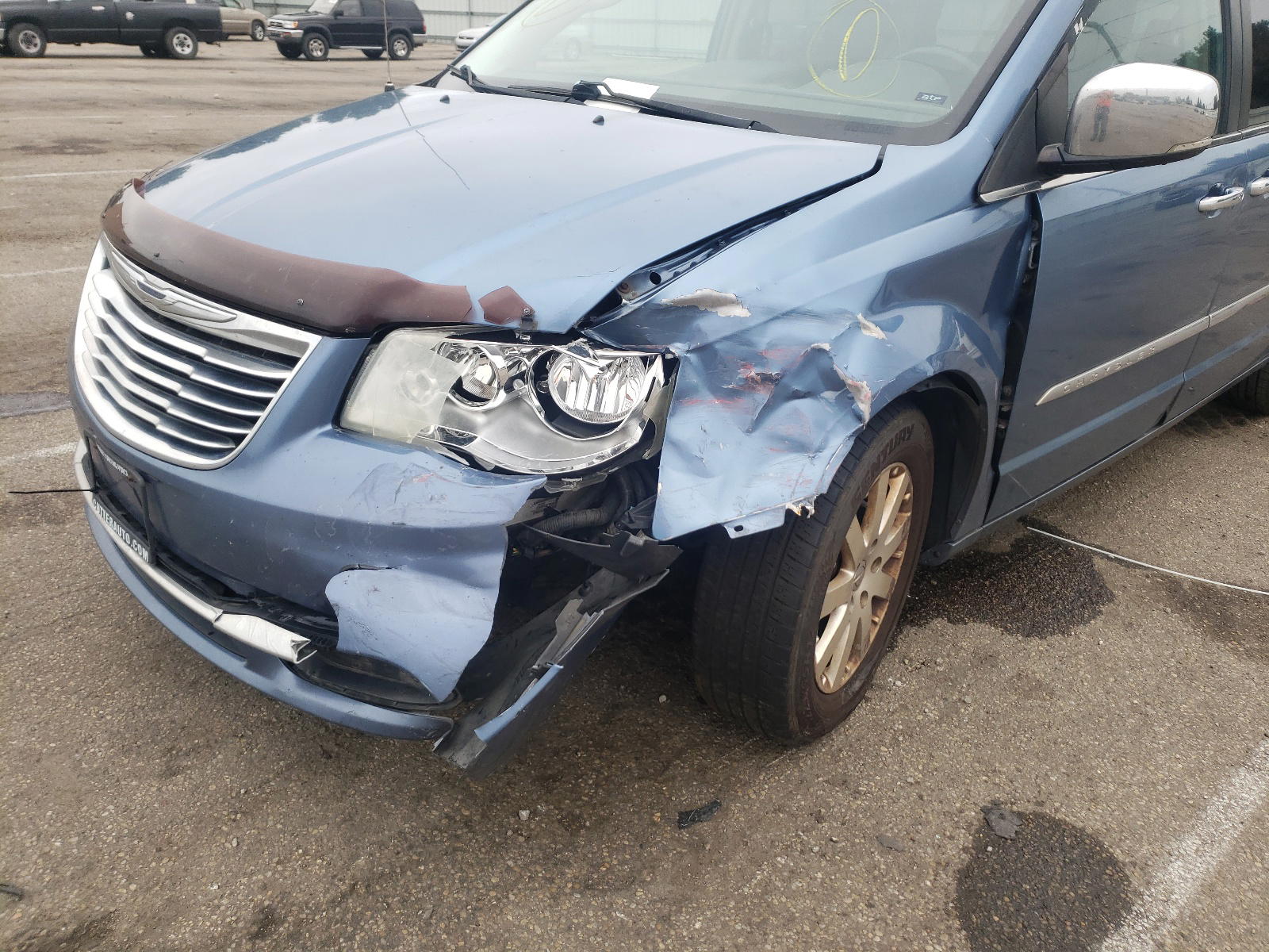 Photo 9 from auction – 2011 CHRYSLER TOWN & COU with VIN 2A4RR8DG6BR782973