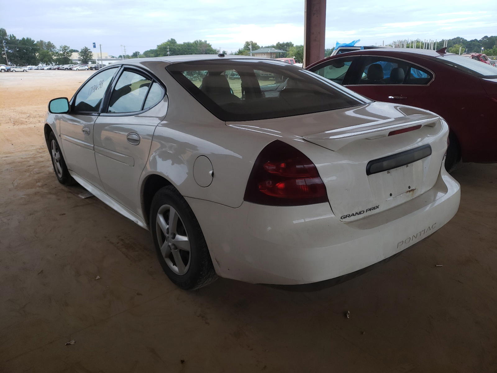 Photo 3 from auction – 2007 PONTIAC GRAND PRIX with VIN 2G2WP552X71222304