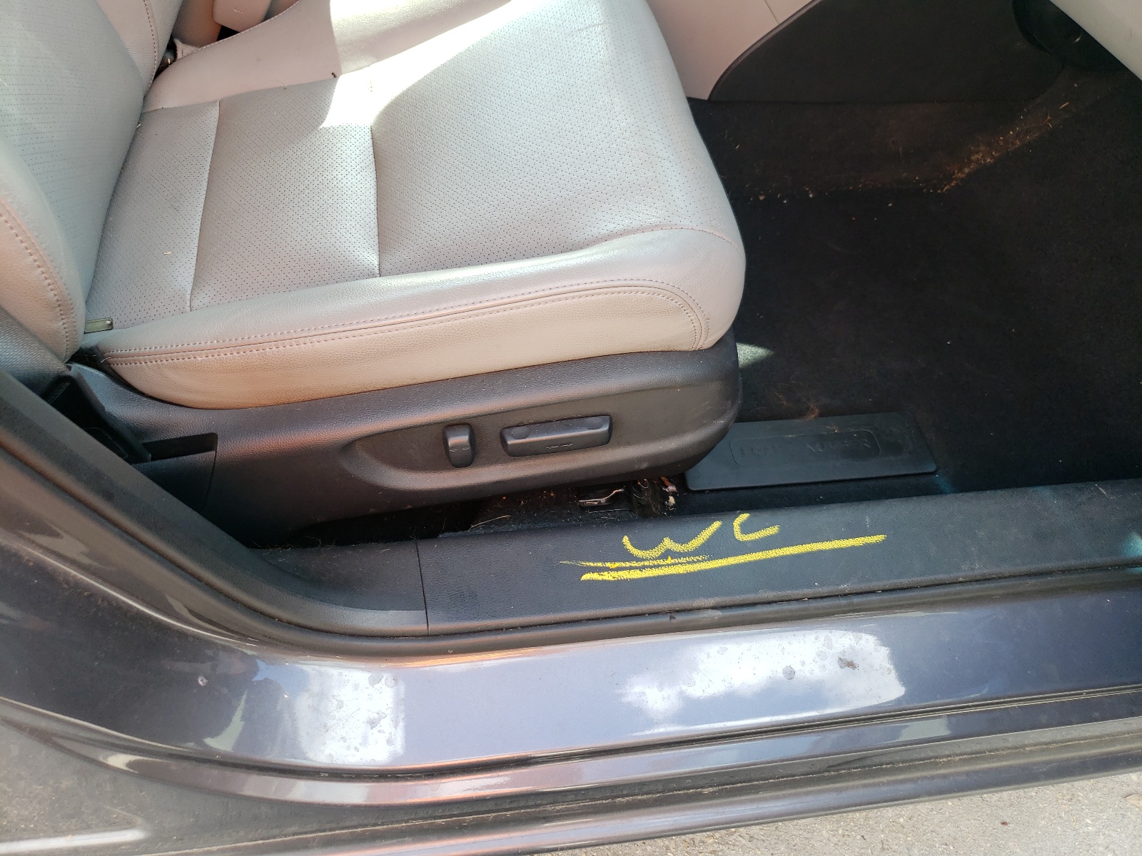Photo 9 from auction – 2013 HONDA ACCORD EXL with VIN 1HGCR2F85DA011699
