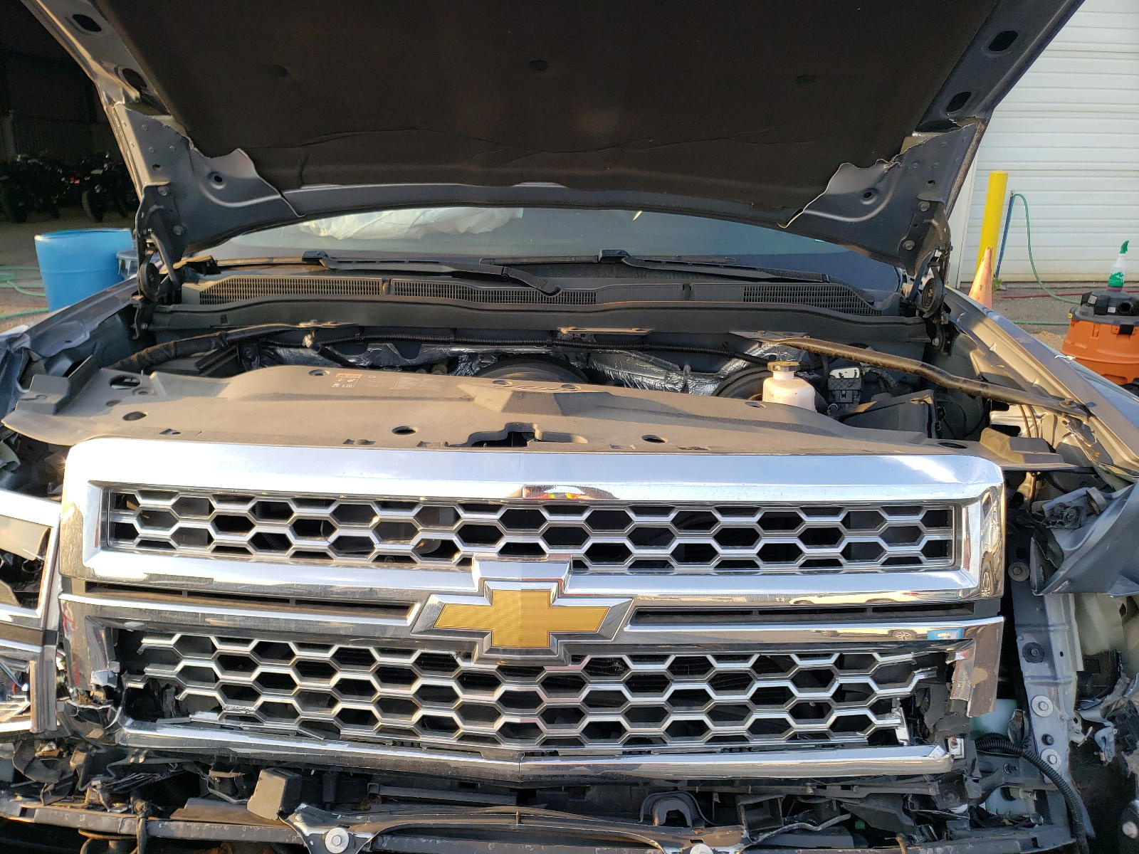 Photo 7 from auction – 2015 CHEVROLET SILVERADO with VIN 1GCUKREC8FF200875