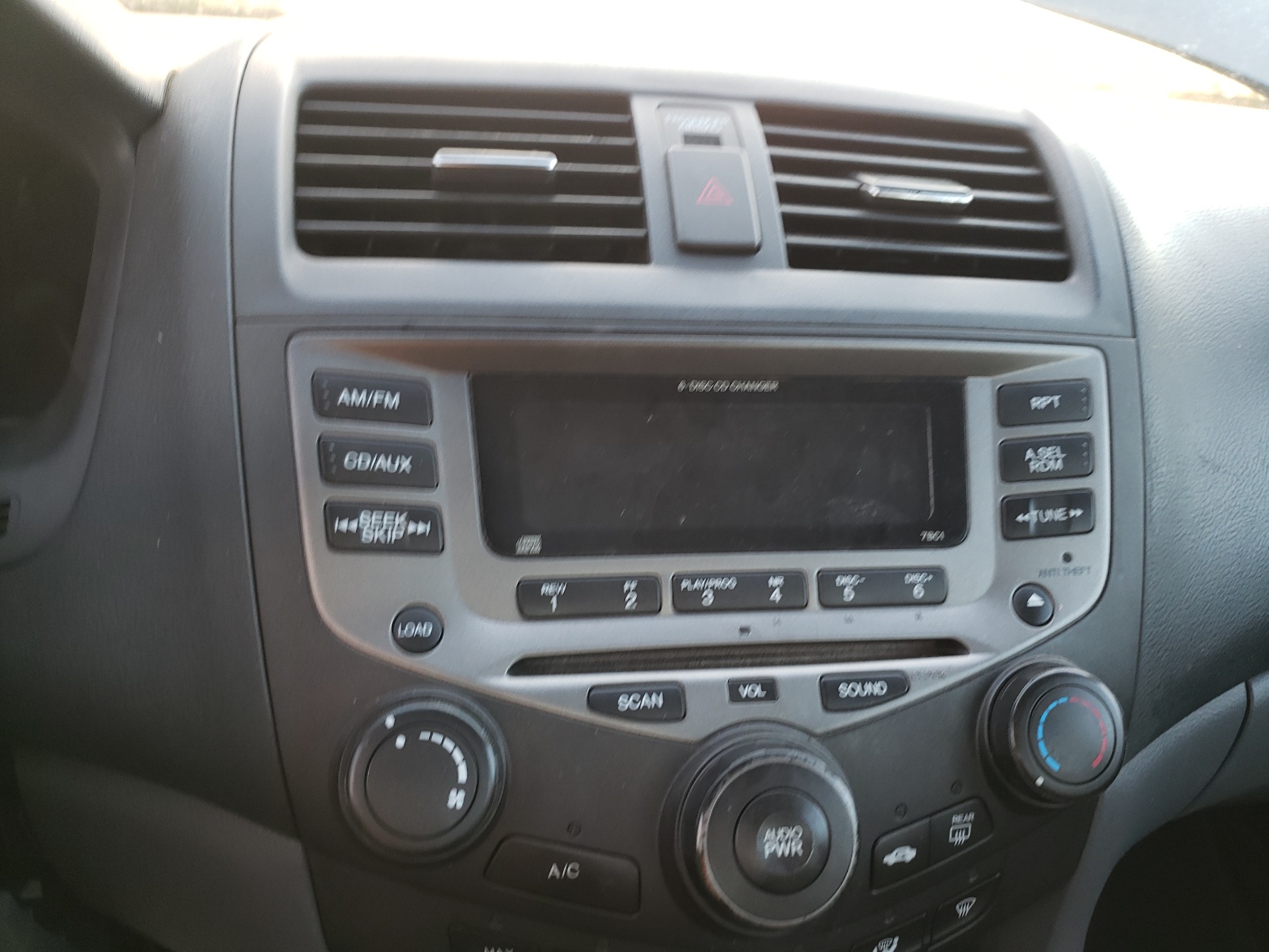 Photo 9 from auction – 2007 HONDA ACCORD EX with VIN 1HGCM56757A054760