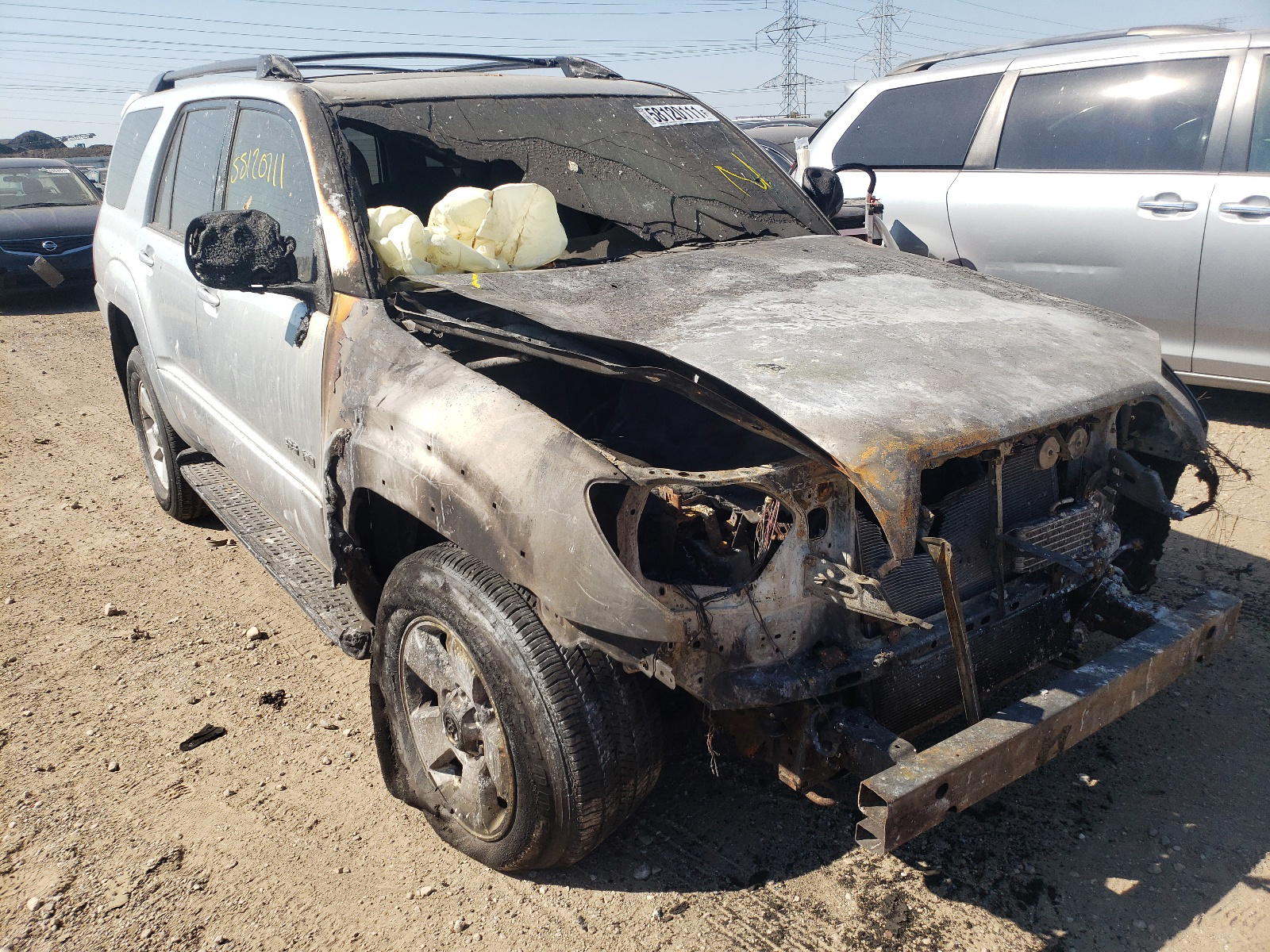TOYOTA 4RUNNER SR 2003 with VIN JTEBT14R330023285 - Photo from auction