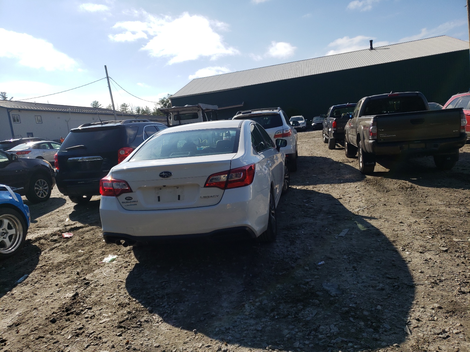 Photo 9 from auction – 2018 SUBARU LEGACY 2.5 with VIN 4S3BNAB66J3019279