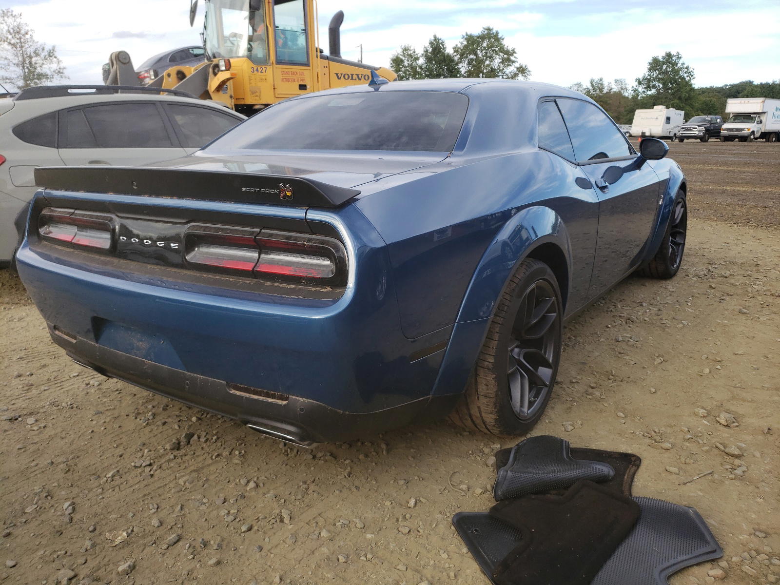 Photo 4 from auction – 2021 DODGE CHALLENGER with VIN 2C3CDZFJ4MH552161