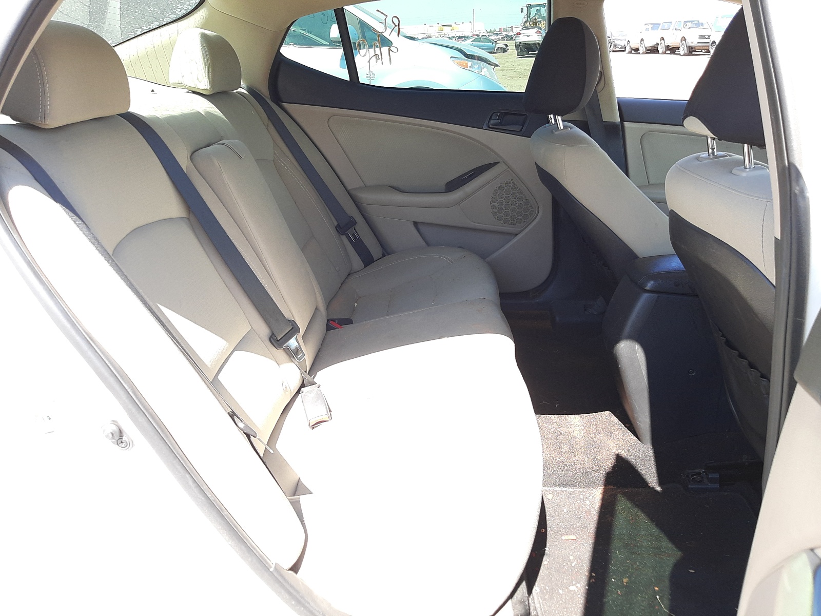 Photo 6 from auction – 2014 KIA OPTIMA LX with VIN 5XXGM4A77EG308276