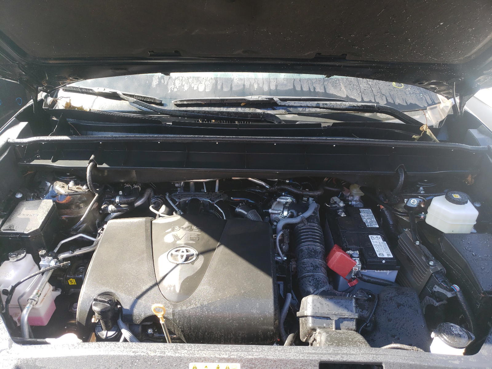 Photo 7 from auction – 2021 TOYOTA HIGHLANDER with VIN 5TDGZRBH5MS545495