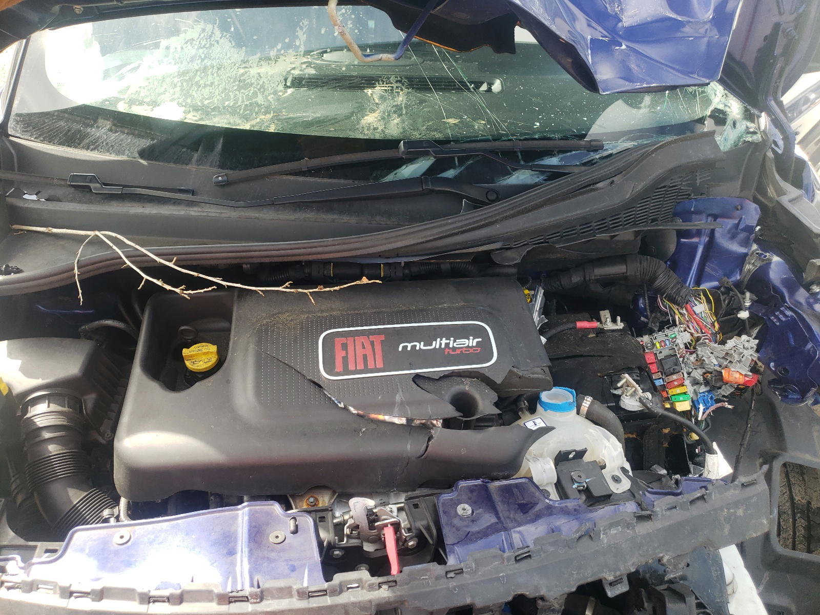 Photo 7 from auction – 2015 FIAT 500L TREKK with VIN ZFBCFADH2FZ032165