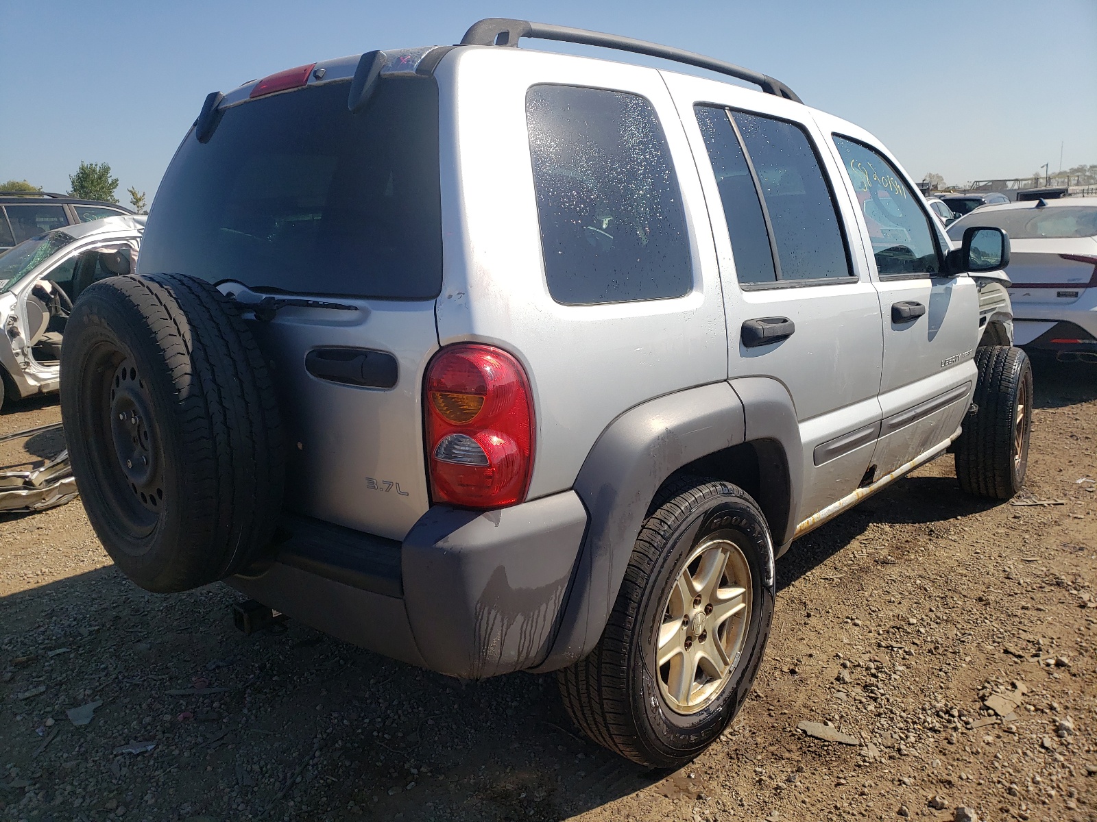 Photo 4 from auction – 2003 JEEP LIBERTY SP with VIN 1J4GL48KX3W659945