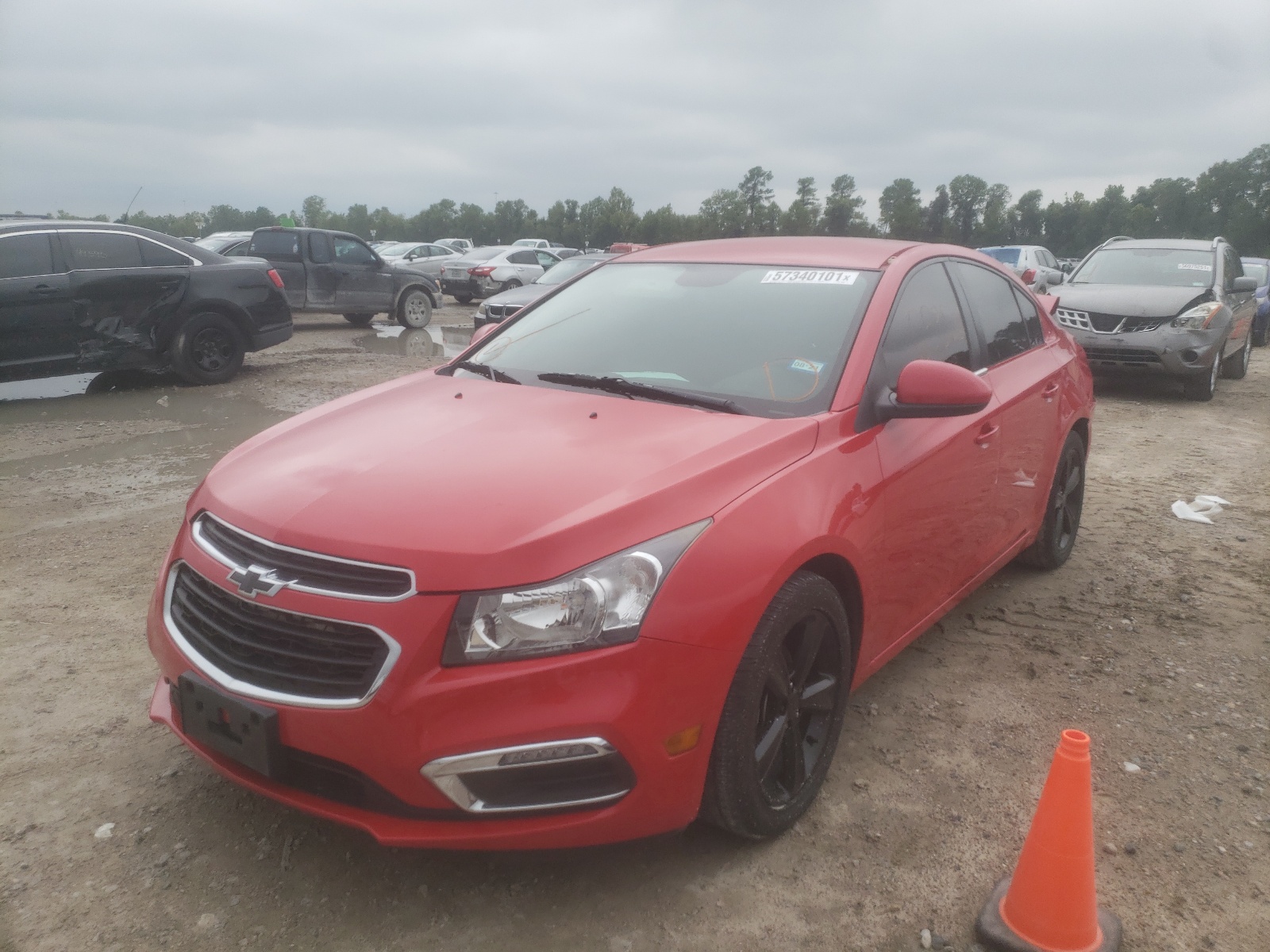 Photo 2 from auction – 2015 CHEVROLET CRUZE with VIN 1G1PE5SB7F7235256