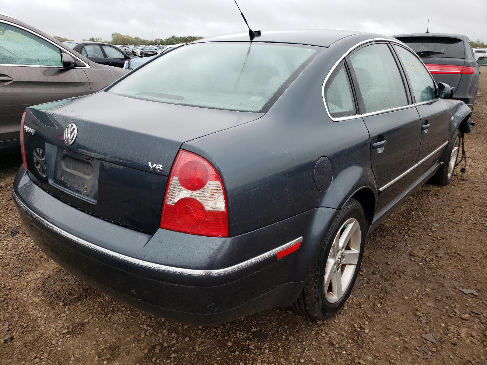 Photo 4 from auction – 2004 VOLKSWAGEN PASSAT GLX with VIN WVWRH63B04P142314