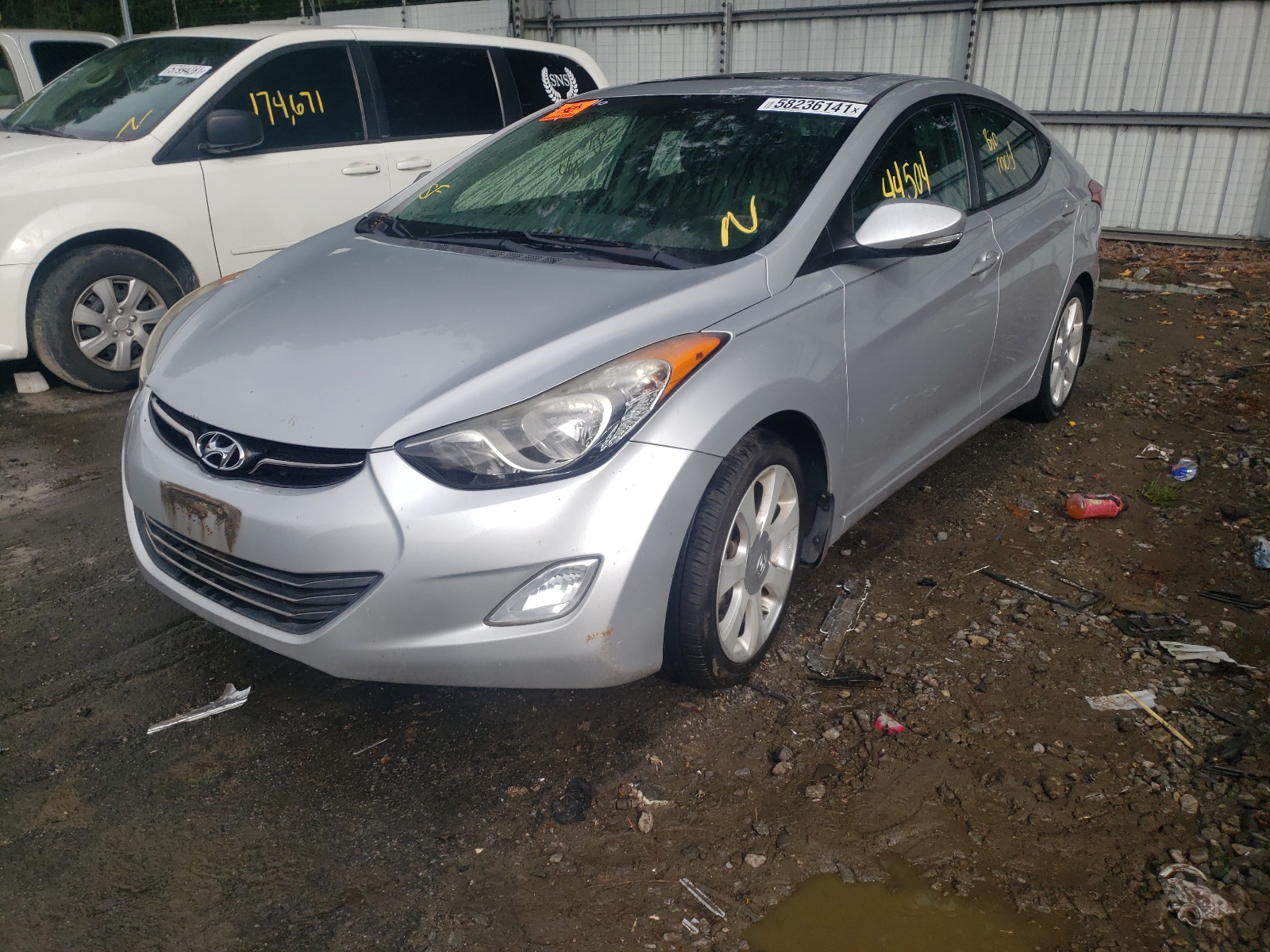 Photo 2 from auction – 2013 HYUNDAI ELANTRA GL with VIN KMHDH4AE7DU645234