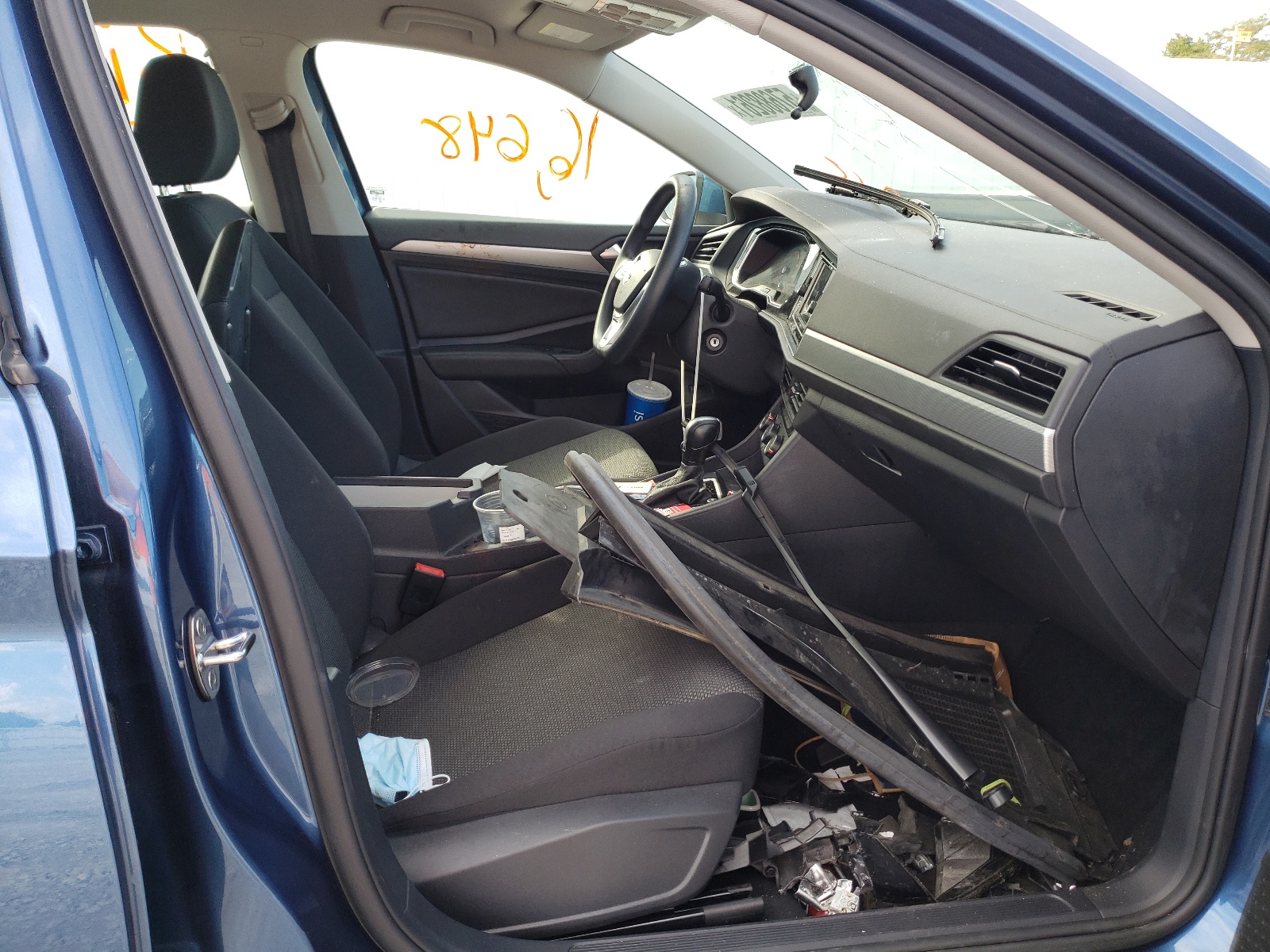 Photo 5 from auction – 2019 VOLKSWAGEN JETTA S with VIN 3VWCB7BU4KM240293