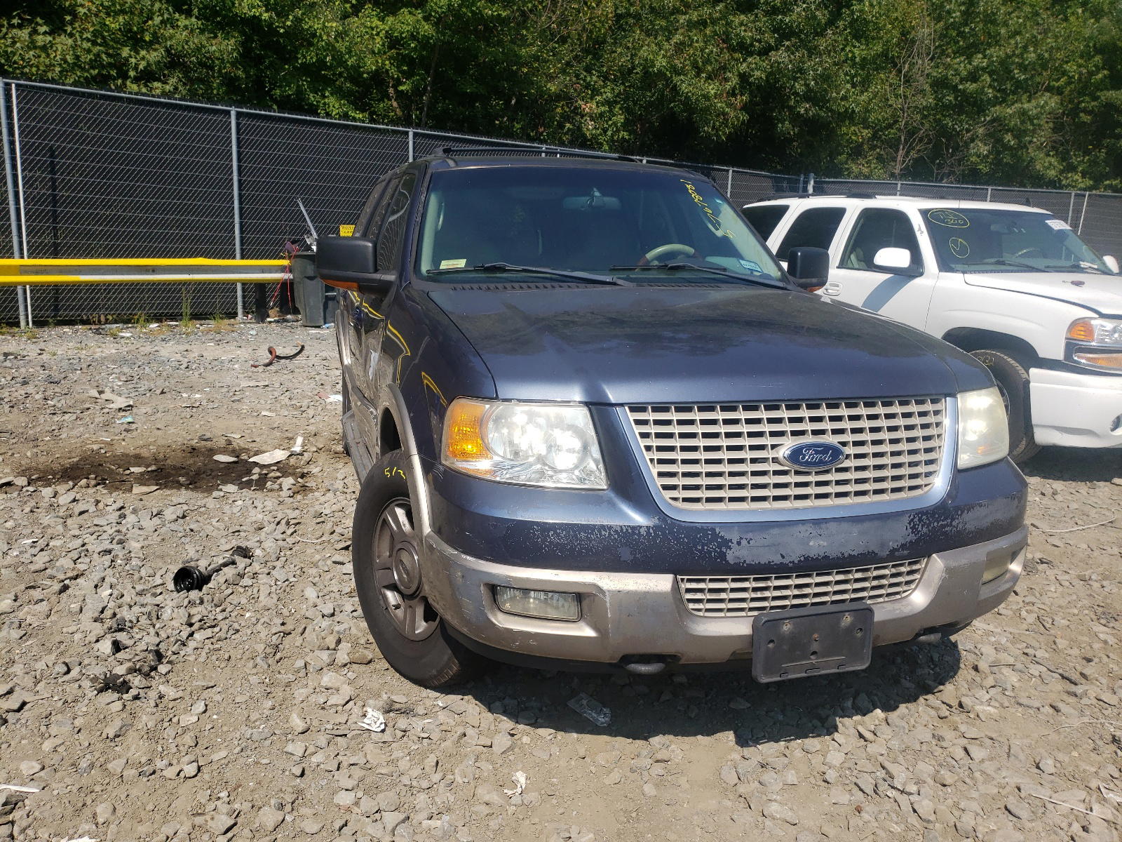 FORD EXPEDITION 2003 with VIN 1FMFU18L03LA57655 - Photo from auction