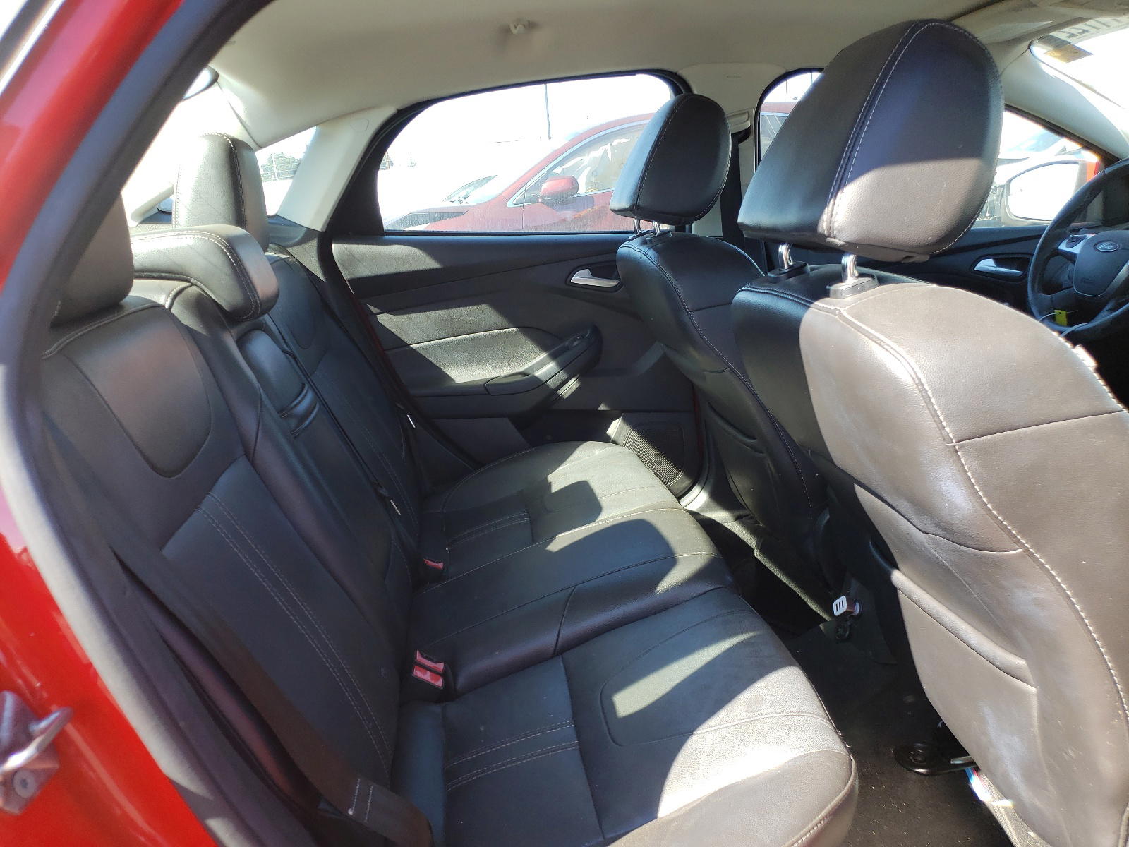 Photo 6 from auction – 2013 FORD FOCUS SE with VIN 1FADP3F22DL279033