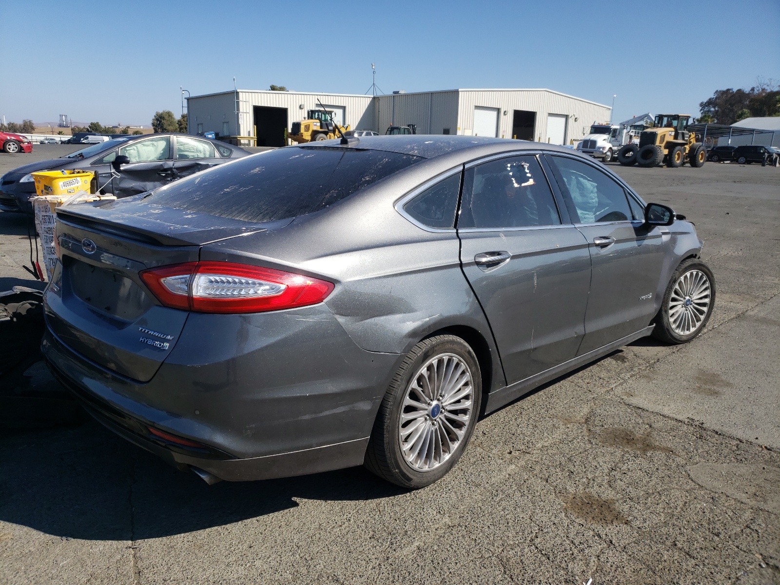 Photo 4 from auction – 2013 FORD FUSION TIT with VIN 3FA6P0RU4DR345071