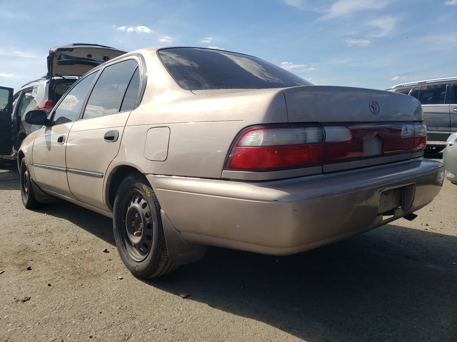 Photo 3 from auction – 1994 TOYOTA COROLLA LE with VIN 2T1AE09B8RC087692