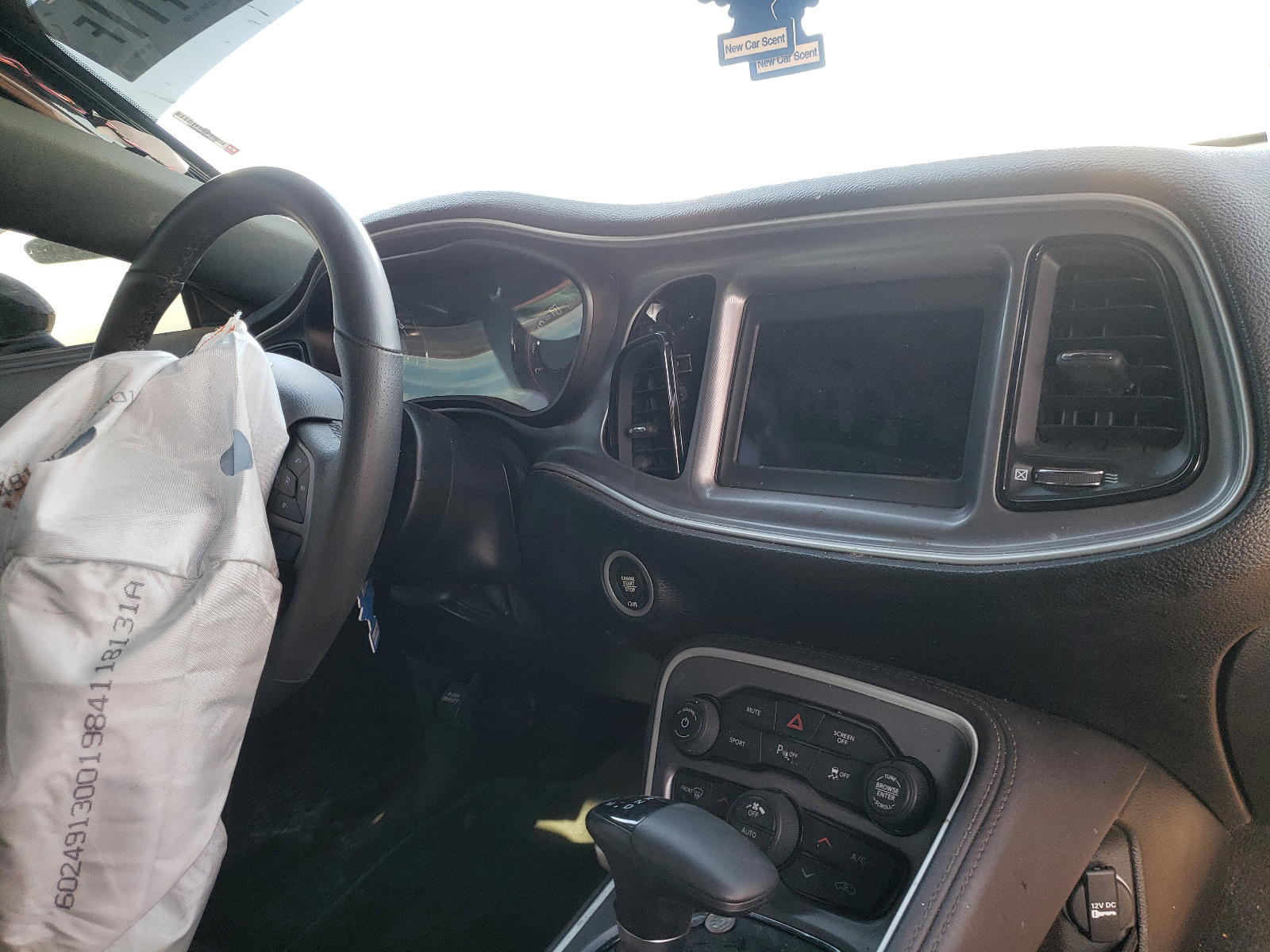 Photo 9 from auction – 2019 DODGE CHALLENGER with VIN 2C3CDZKG2KH604118