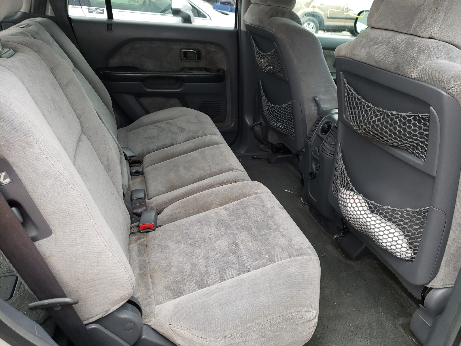 Photo 6 from auction – 2005 HONDA PILOT EX with VIN 2HKYF18425H506308