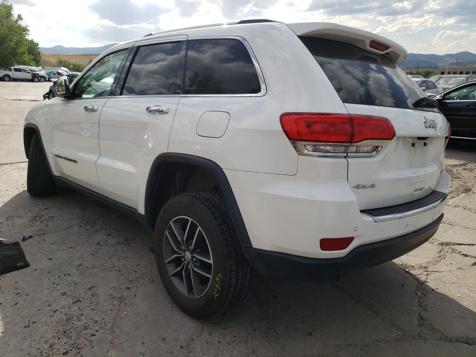 Photo 3 from auction – 2017 JEEP GRAND CHER with VIN 1C4RJFBG1HC786452