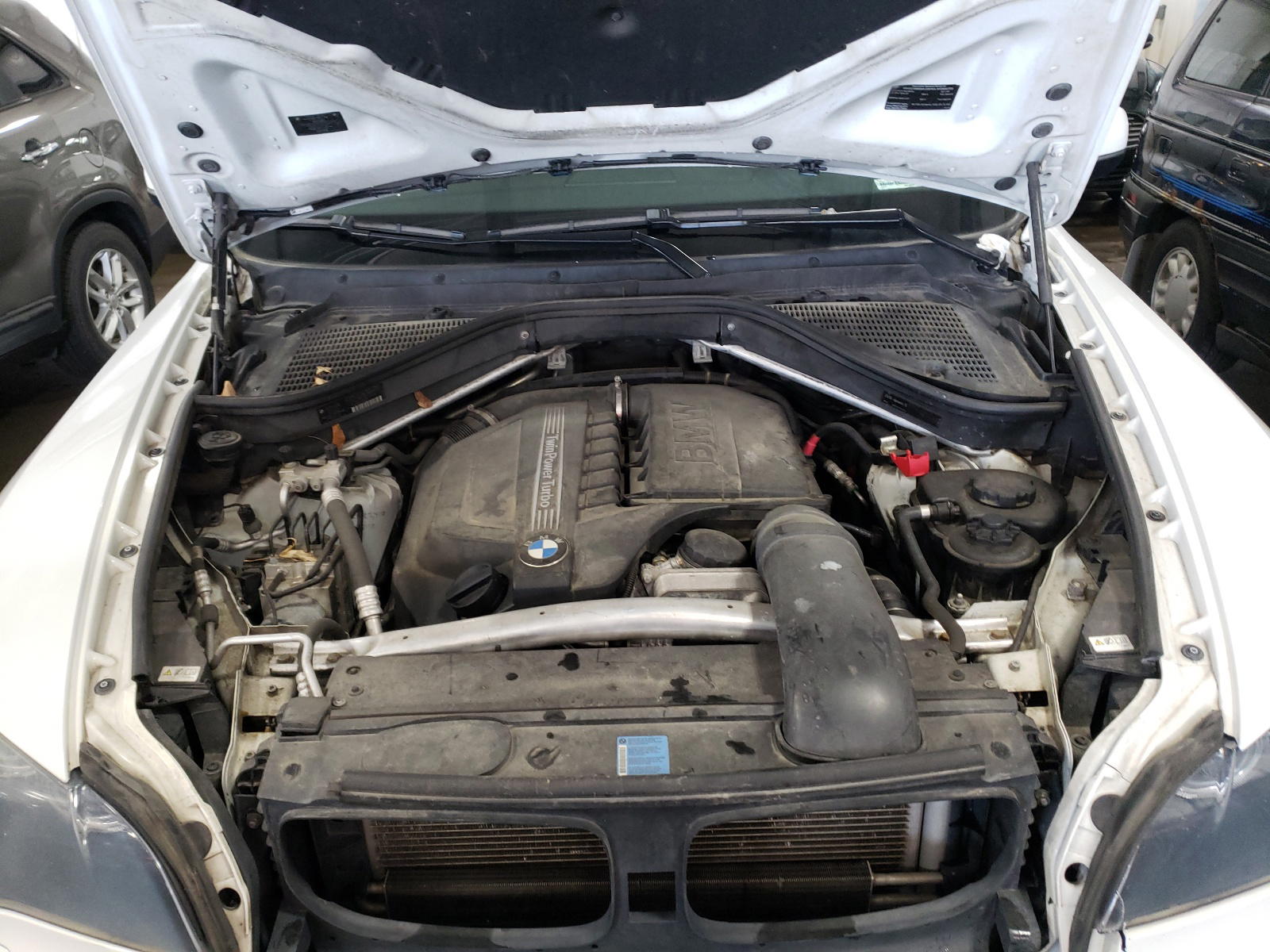 Photo 7 from auction – 2011 BMW X5 XDRIVE3 with VIN 5UXZV4C59BL742811