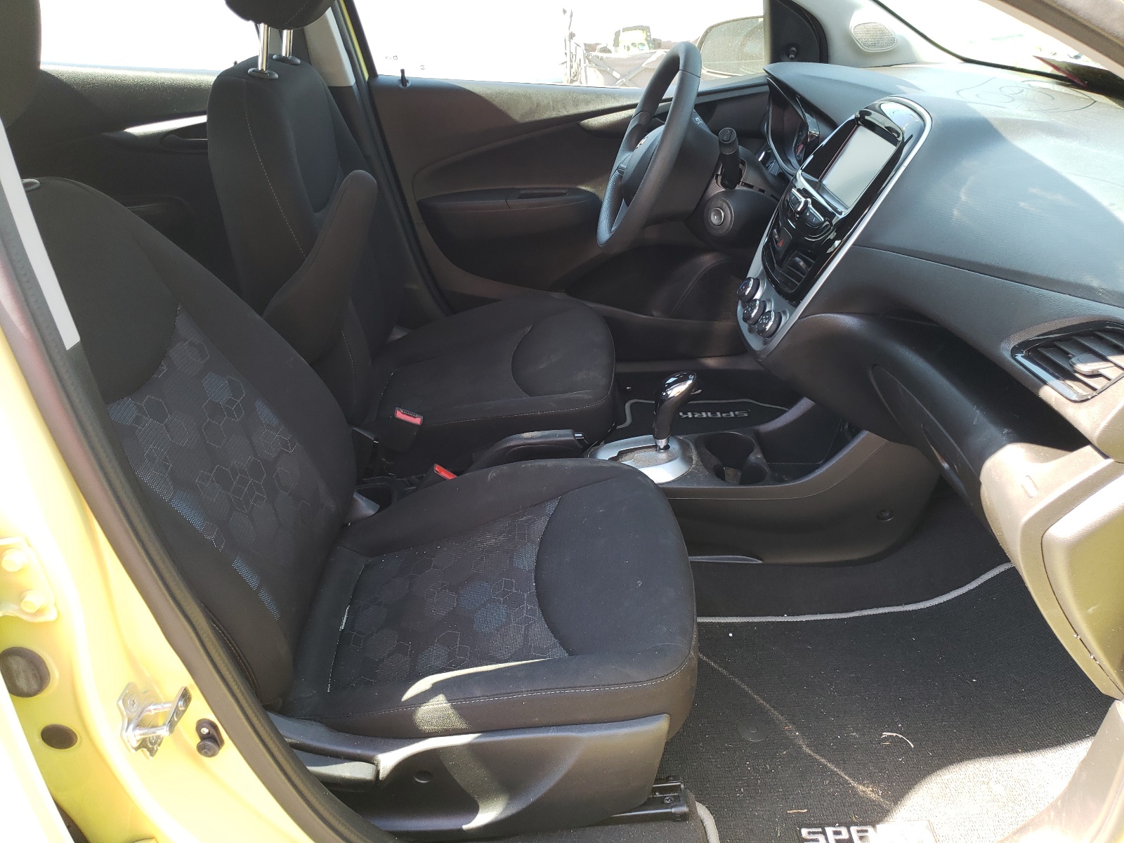 Foto 5 de la subasta – 2017 CHEVROLET SPARK LS con VIN KL8CB6SA1HC796891