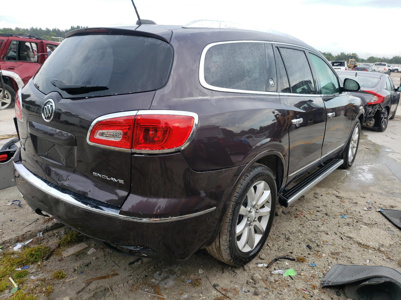 Photo 4 from auction – 2016 BUICK ENCLAVE with VIN 5GAKRCKDXGJ140613