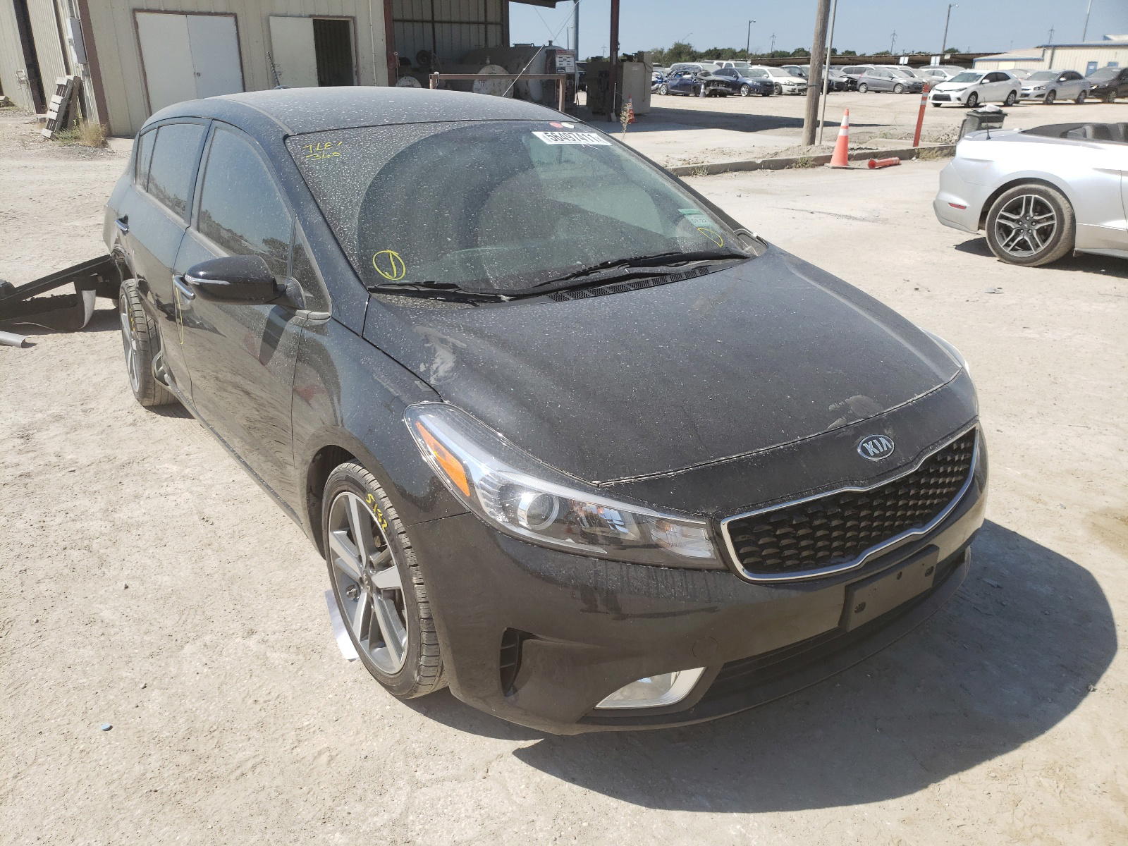 KIA FORTE EX 2017 with VIN KNAFX5A80H5687936 - Photo from auction