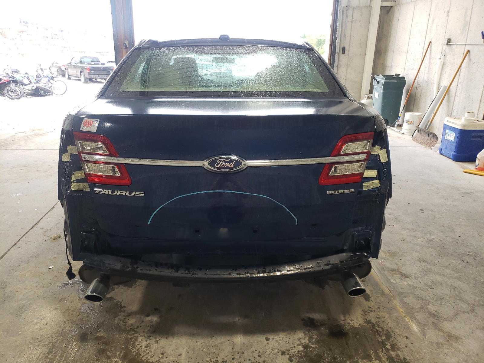 Photo 9 from auction – 2016 FORD TAURUS SE with VIN 1FAHP2D8XGG155138